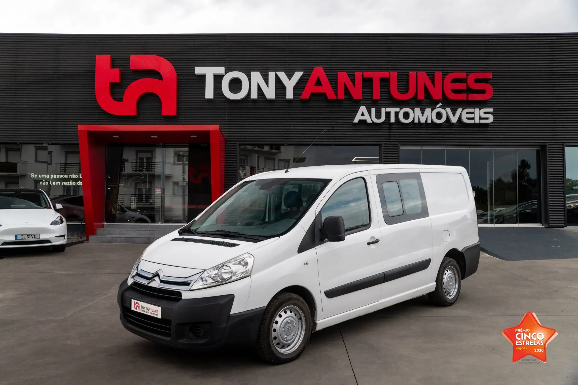 Citroen Jumpy 1.6 HDi L2H1 Semi-Vidrada 1