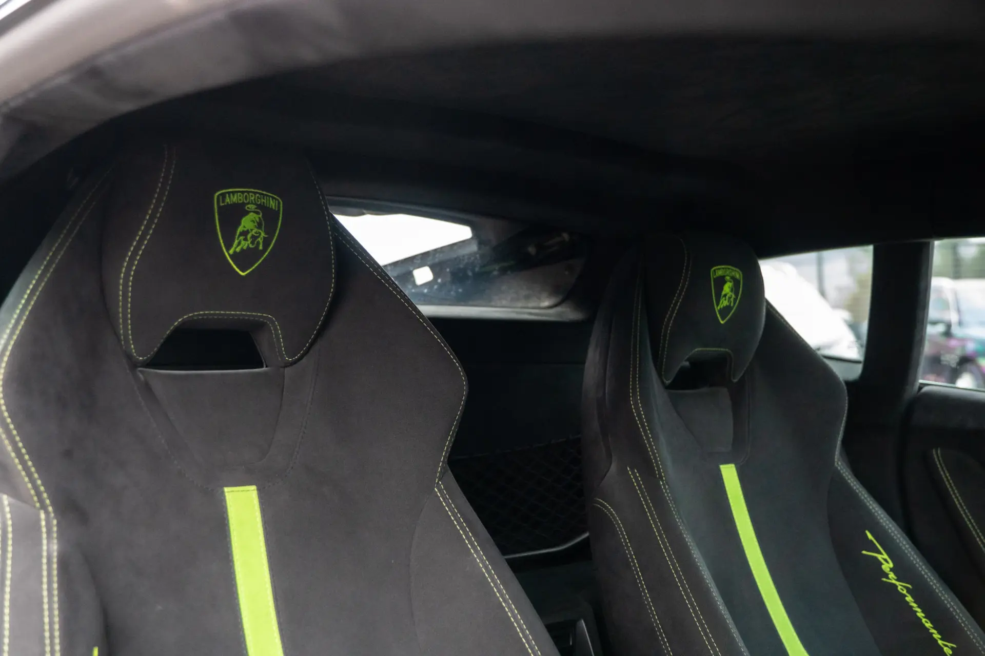 Lamborghini Huracán 5.2 V10 LP Performance 38