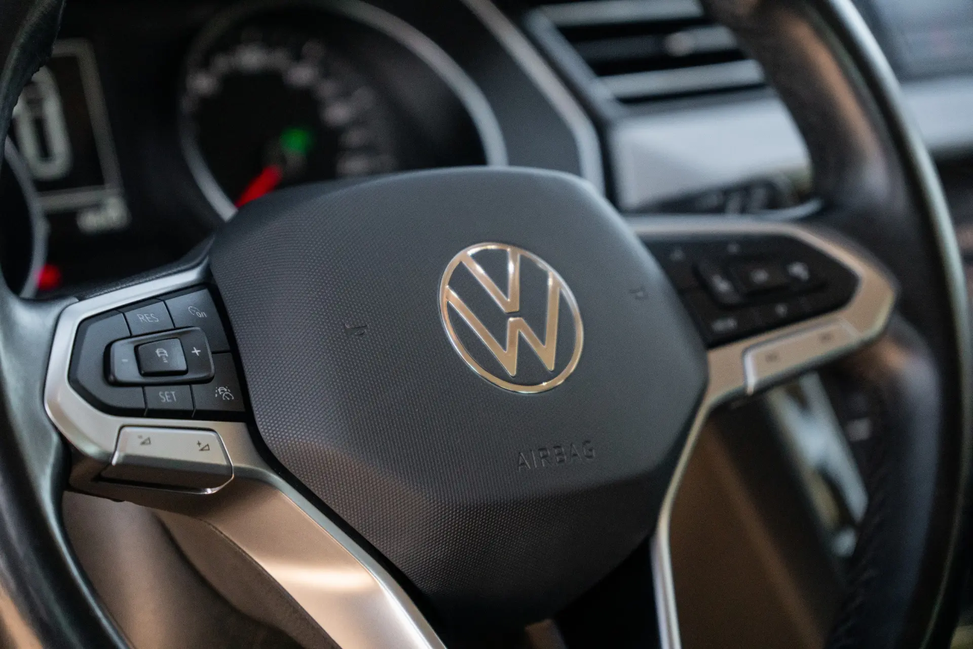 Volkswagen Passat Variant 2.0 TDI Elegance DSG 20