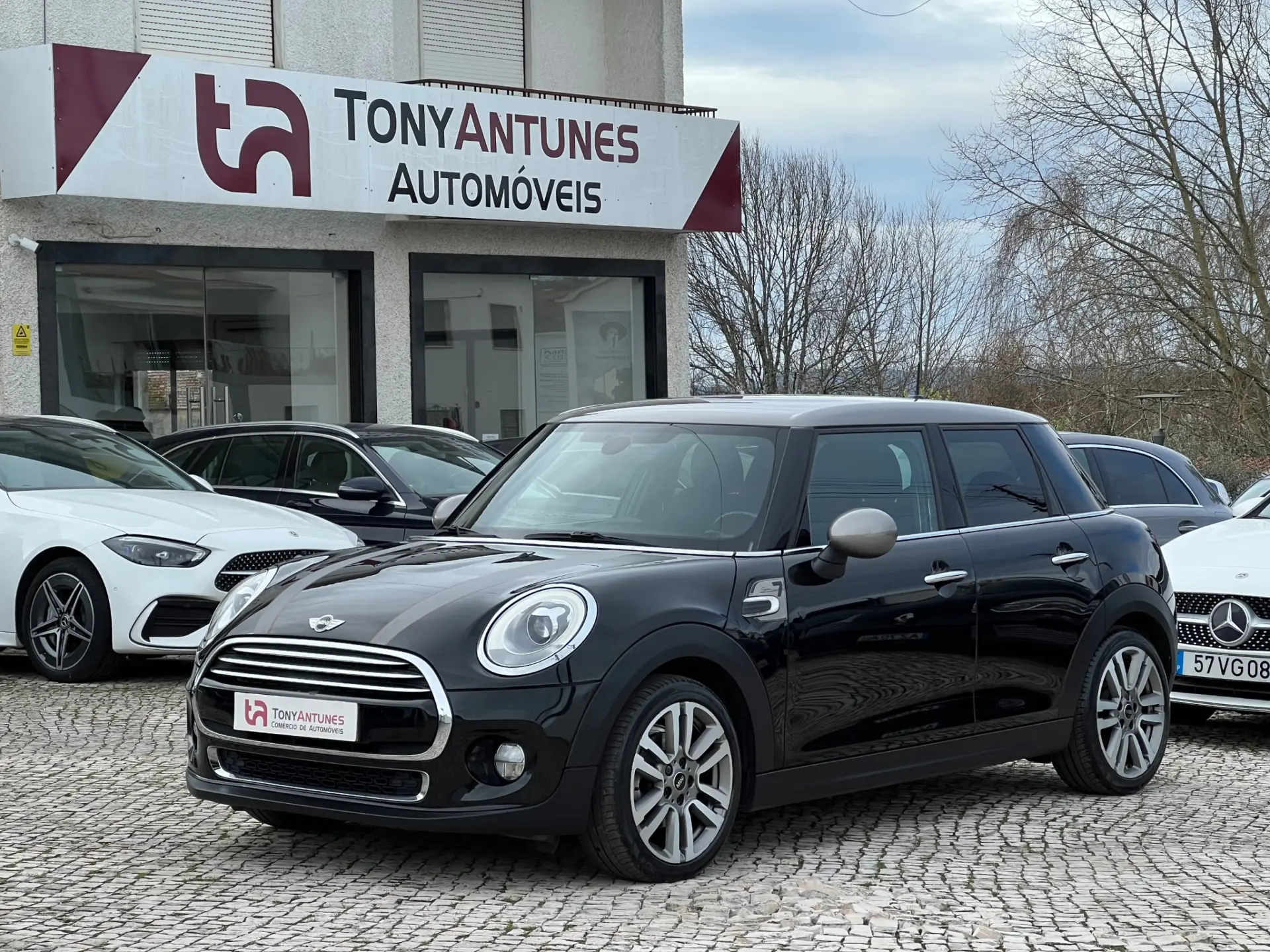 MINI 5 Portas Cooper D 1