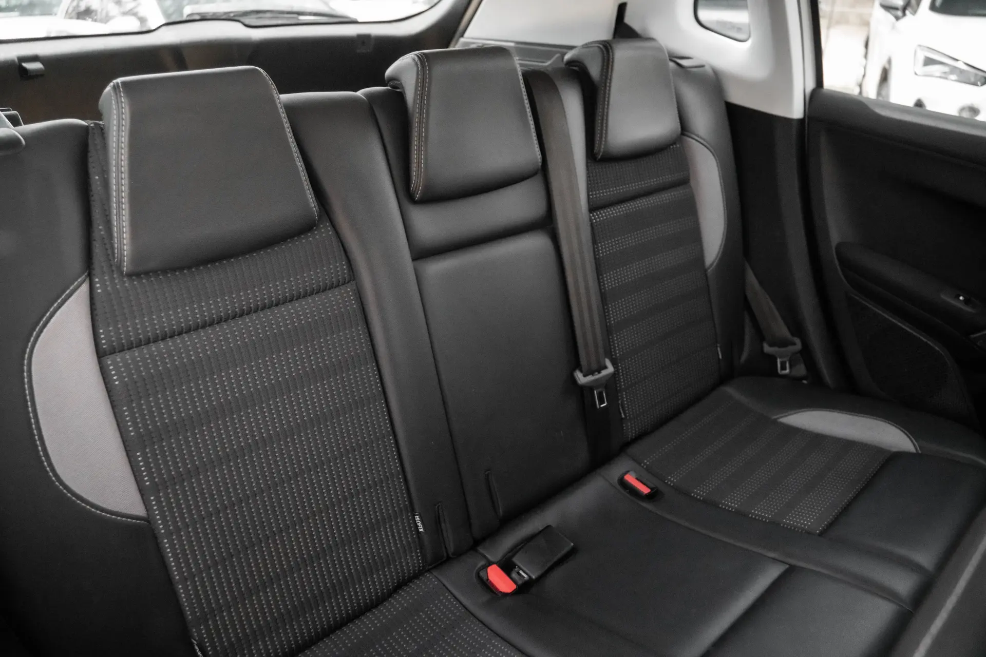Peugeot 2008 1.2 VTi Allure 23