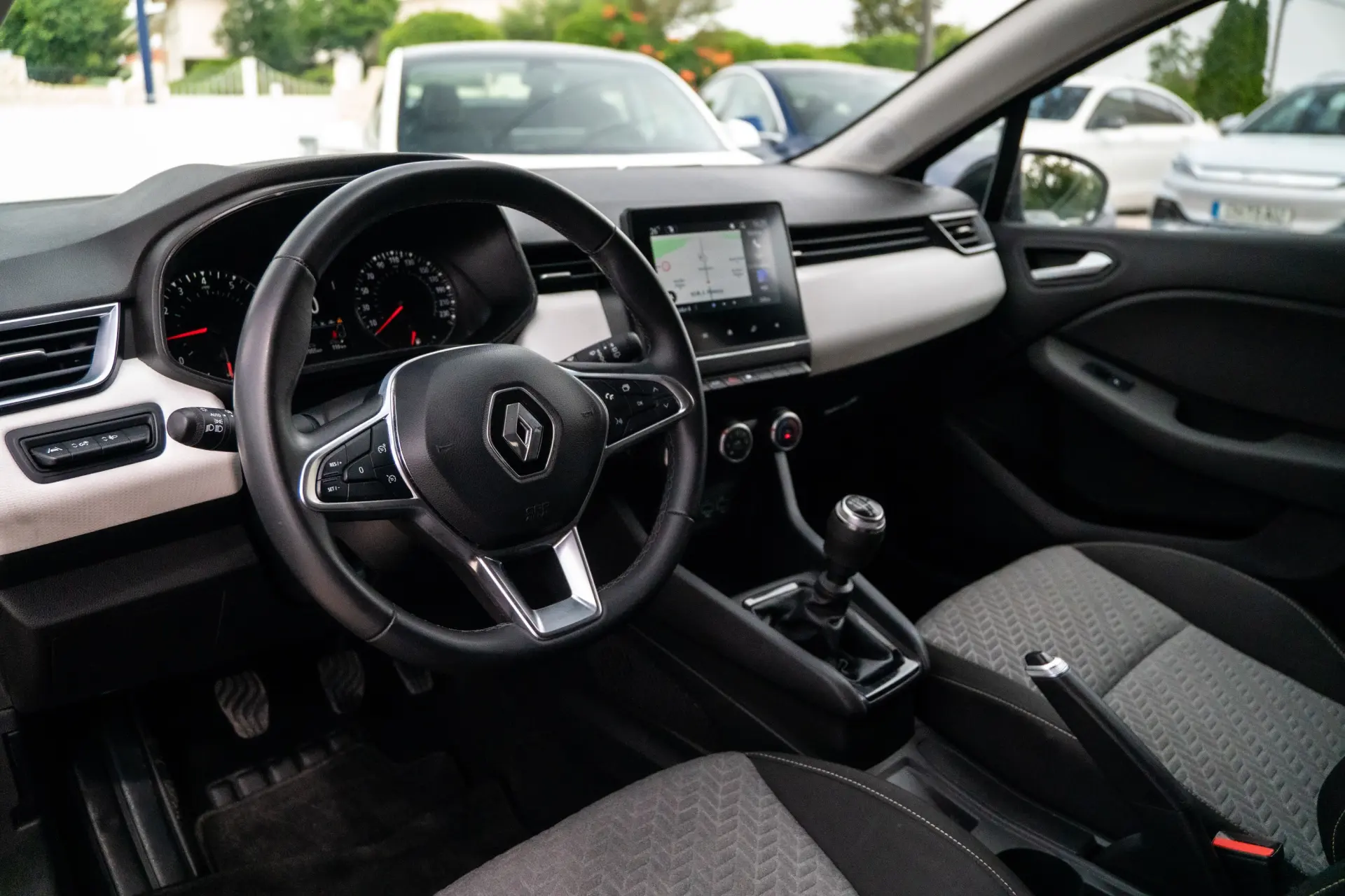 Renault Clio 1.0 TCe Intens 2