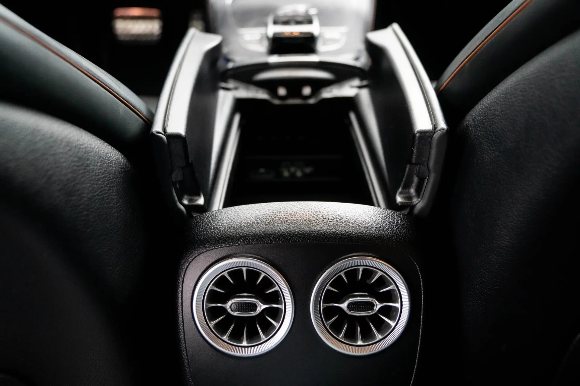 Mercedes-Benz CLS 350 d 4Matic AMG Line 17