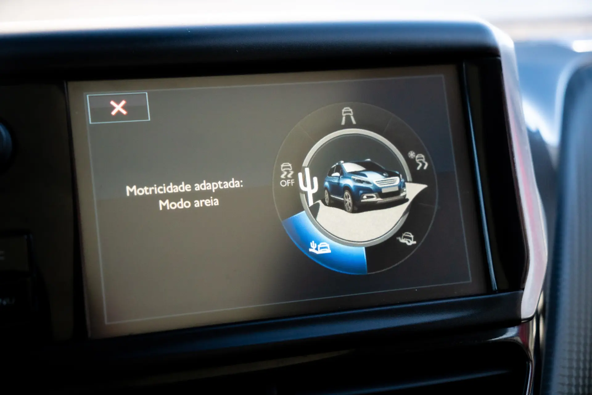Peugeot 2008 1.6 BlueHDi Allure 22
