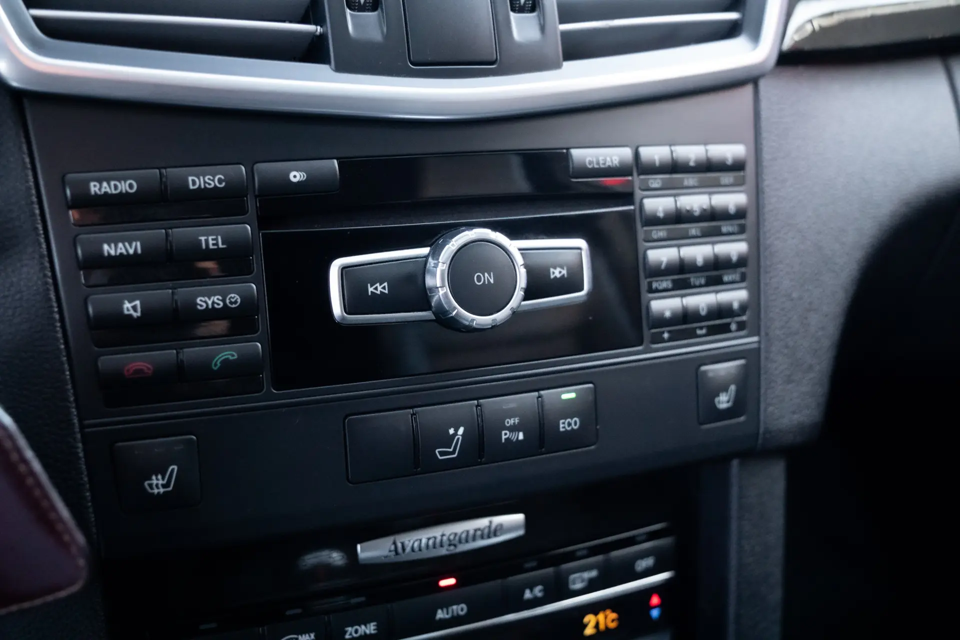 Mercedes-Benz E 220 BlueTEC 9G-TRONIC Avantgarde 20