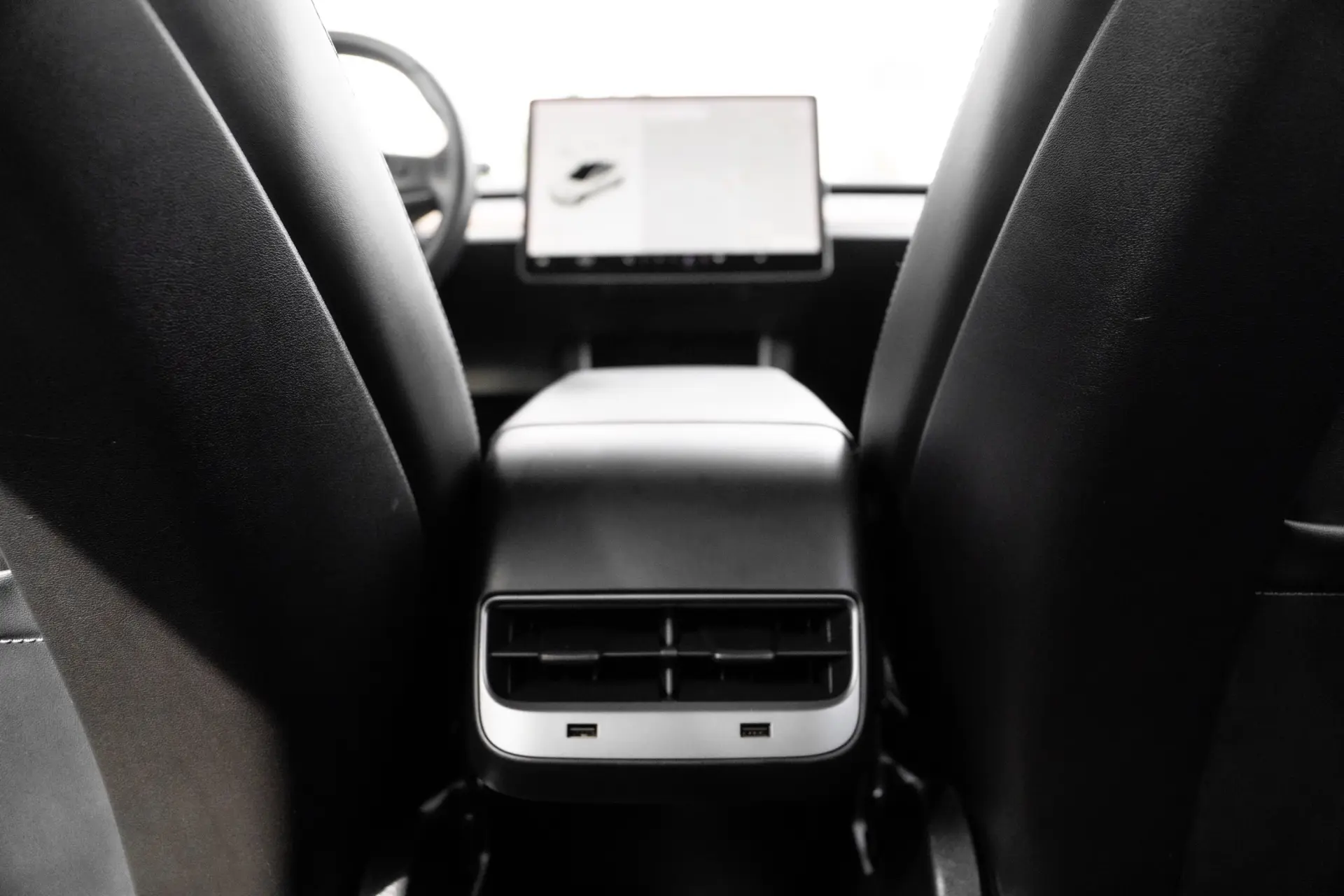 Tesla Model 3 Long Range AWD Dual Motor Performance 16