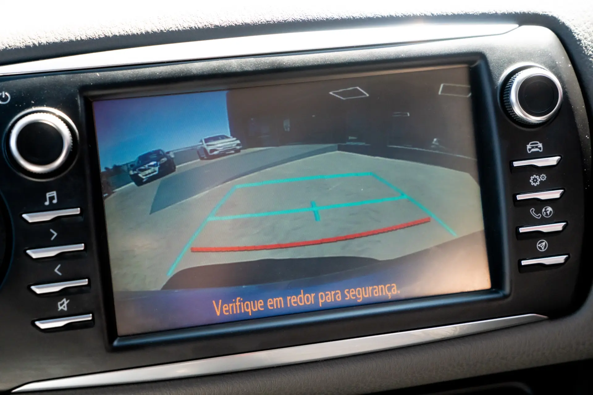 Toyota Yaris 1.0 VVT-i Comfort 8