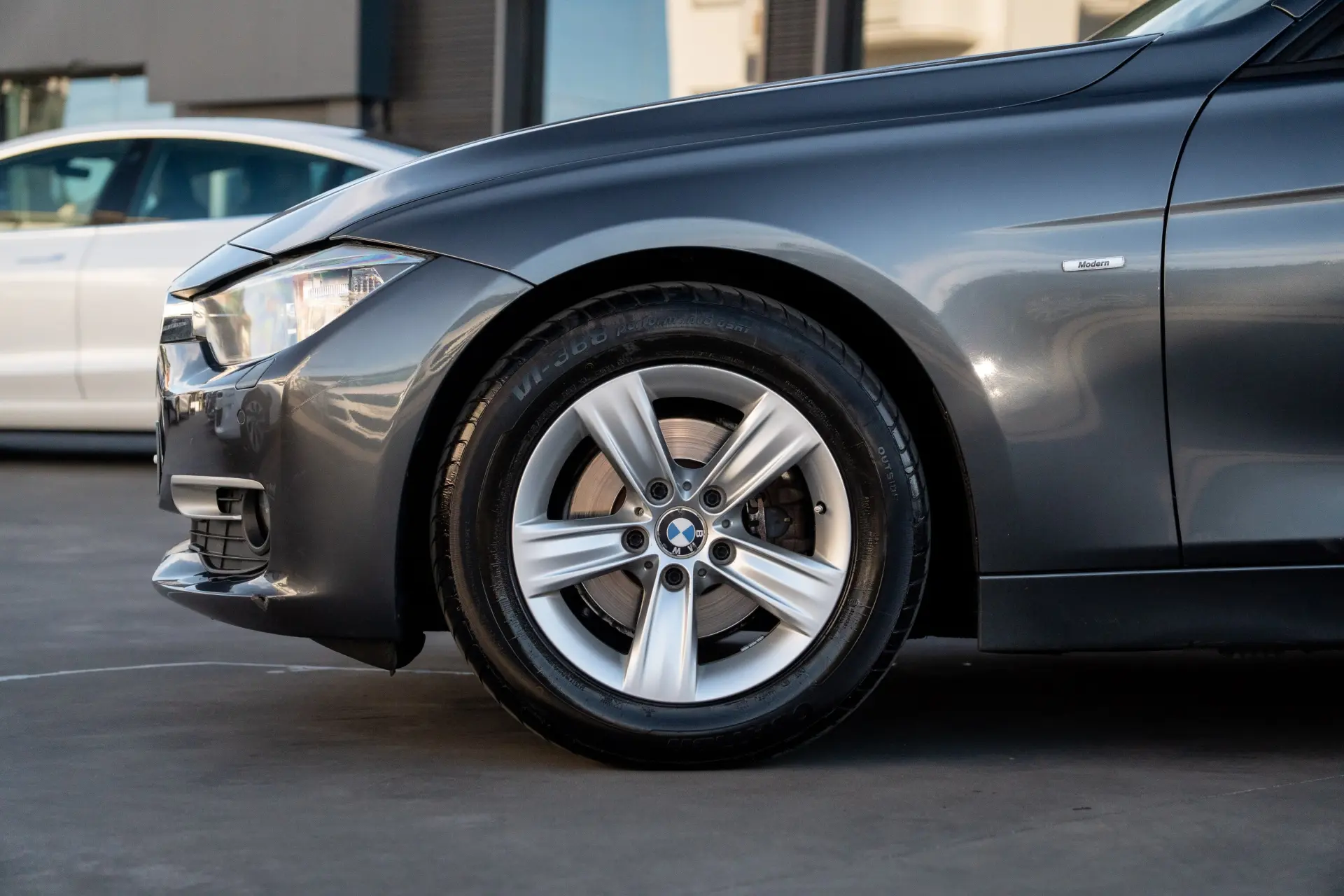 BMW 318 d Line Modern 8