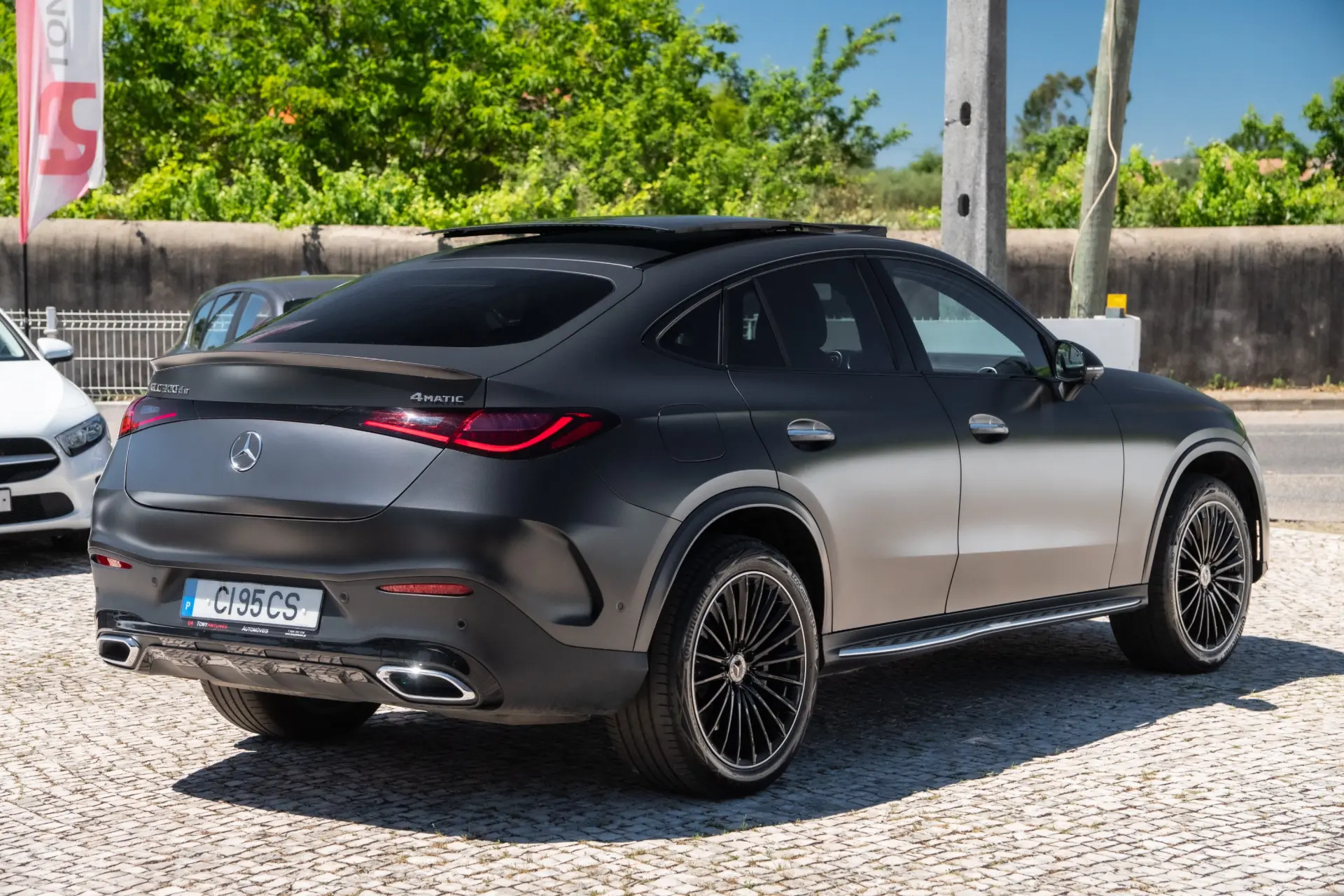 Mercedes-Benz GLC 300 de Coupe 4Matic 9G-TRONIC AMG Line Advanced 3