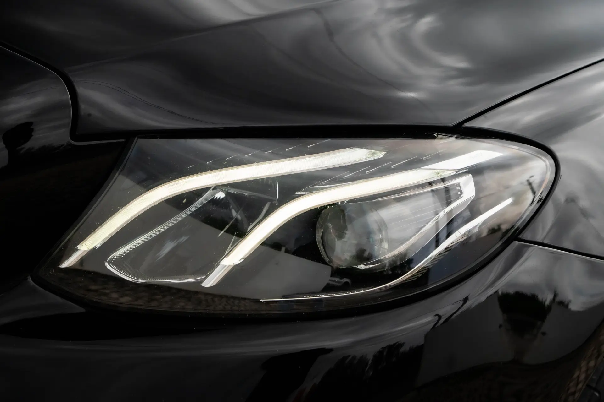 Mercedes-Benz E 220 d Avantgarde+ 33