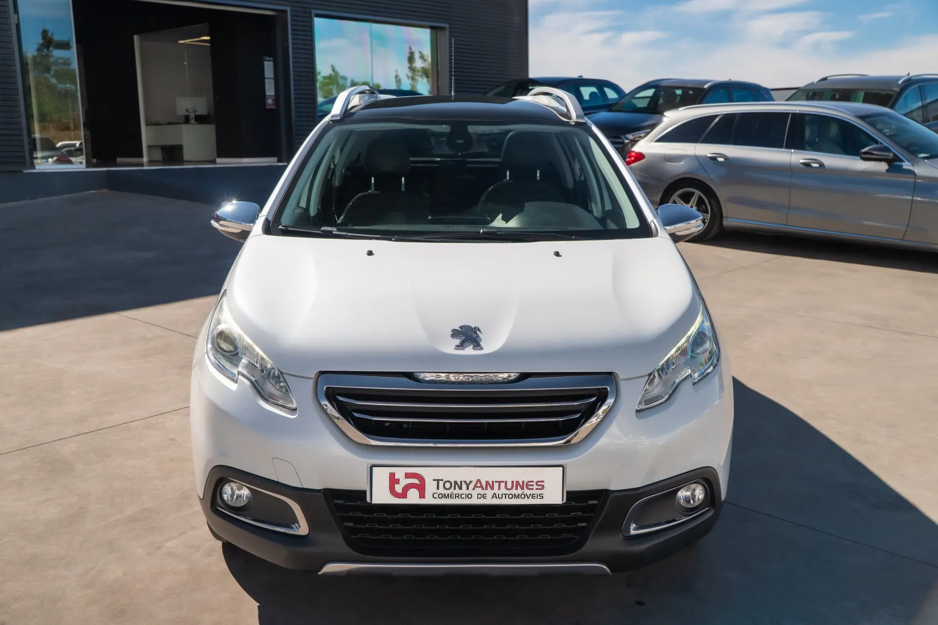 Peugeot 2008 1.6 BlueHDi Allure 16