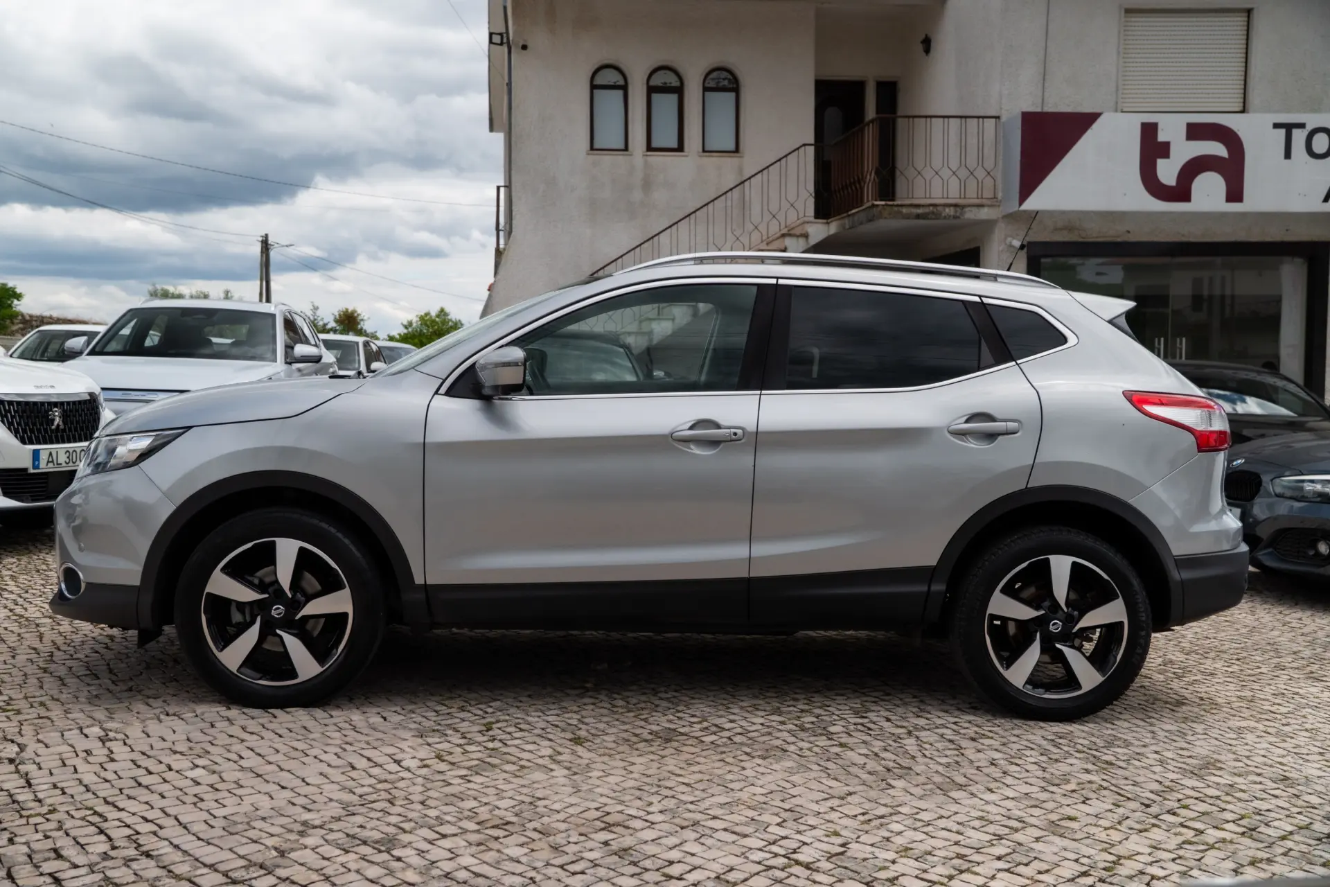 Nissan Qashqai 1.5 dCi N-Connecta 5