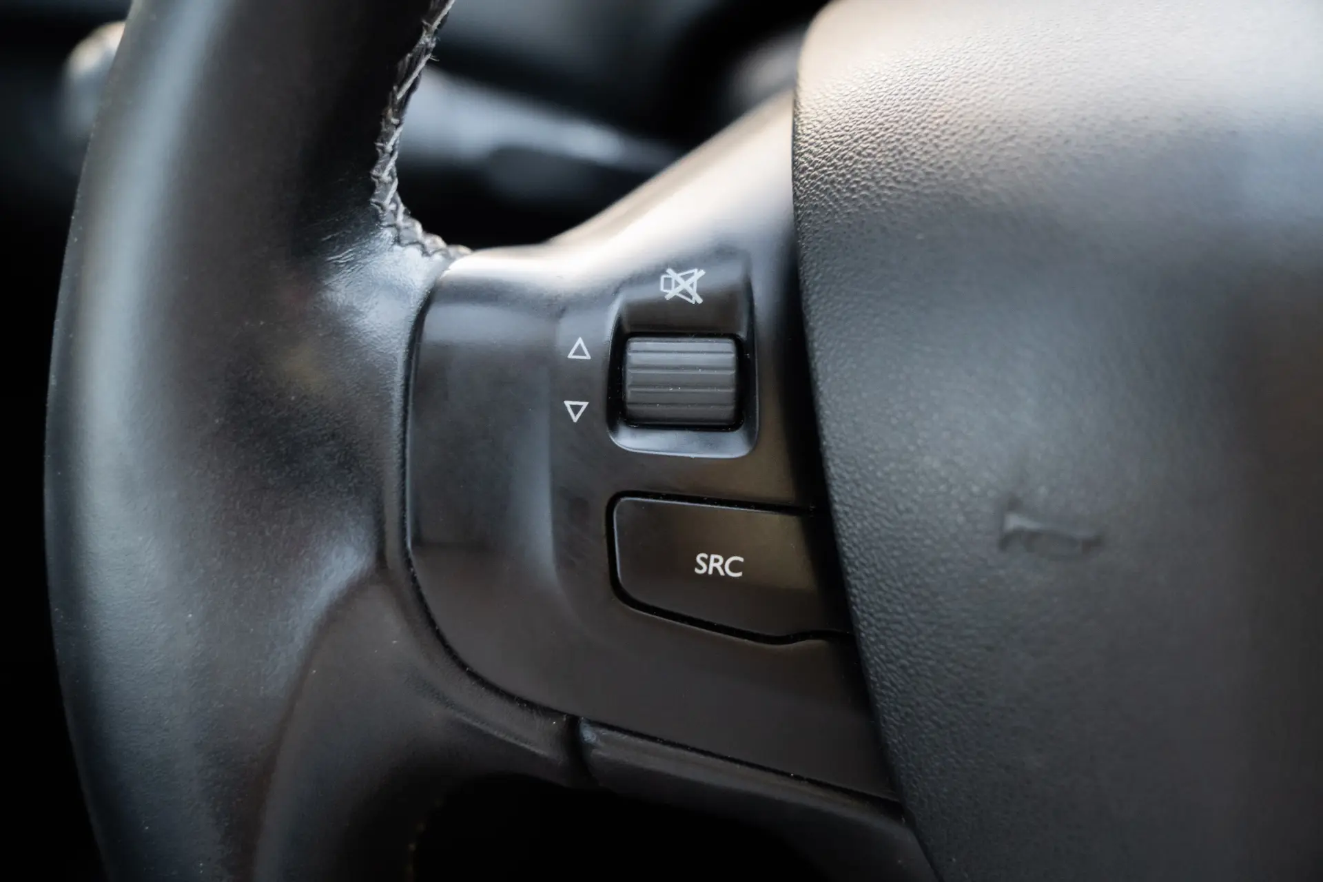 Peugeot 2008 1.6 BlueHDi Allure 18