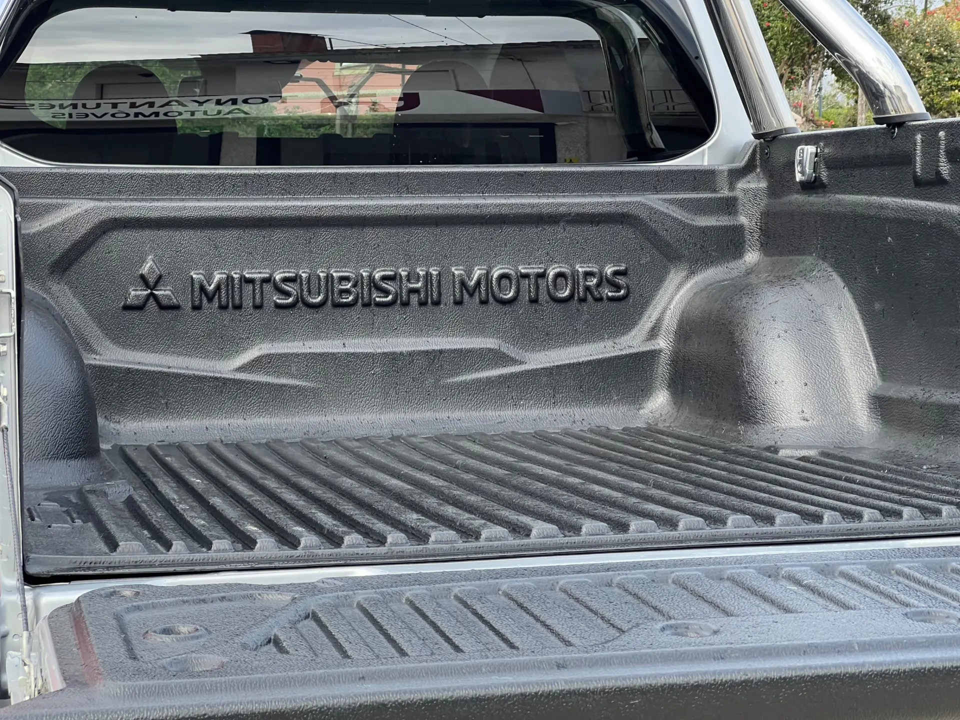 Mitsubishi L200 2.3 DI-D Strakar Space Cab Intense 4WD 12