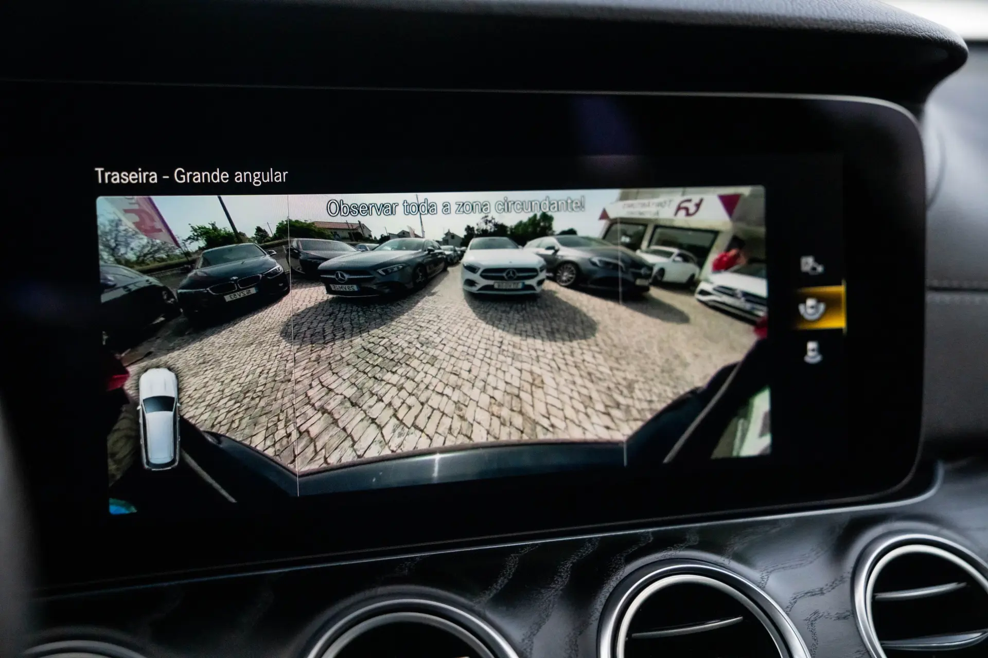 Mercedes-Benz E 300 de 4Matic 9G-TRONIC AMG Line 22