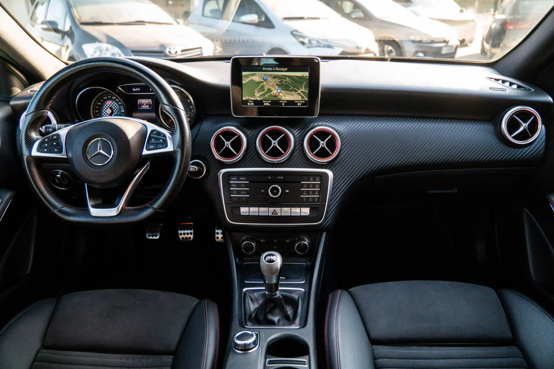 Mercedes-Benz A 180 d AMG Line 5