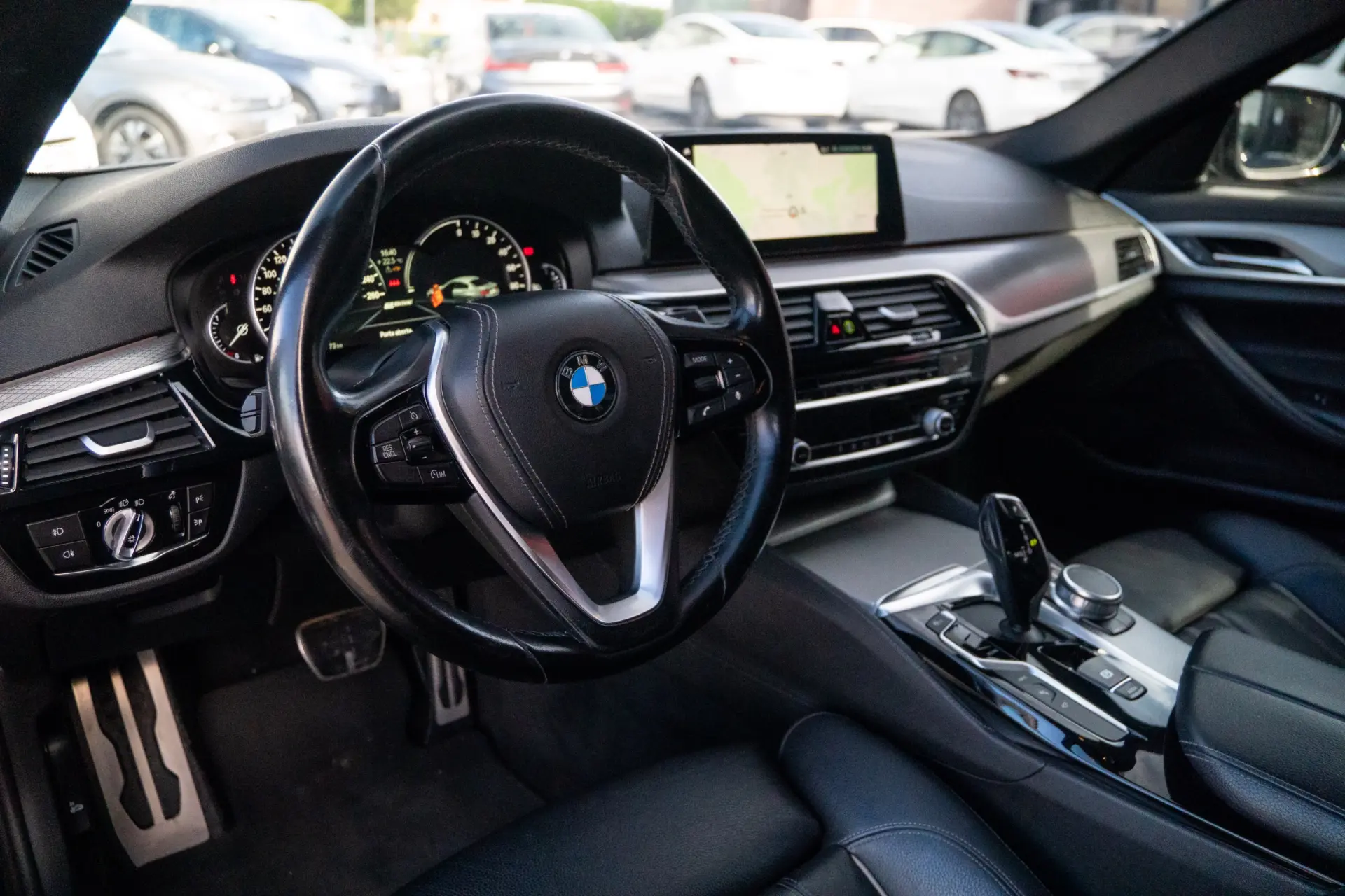 BMW 530 e iPerformance Pack M 10