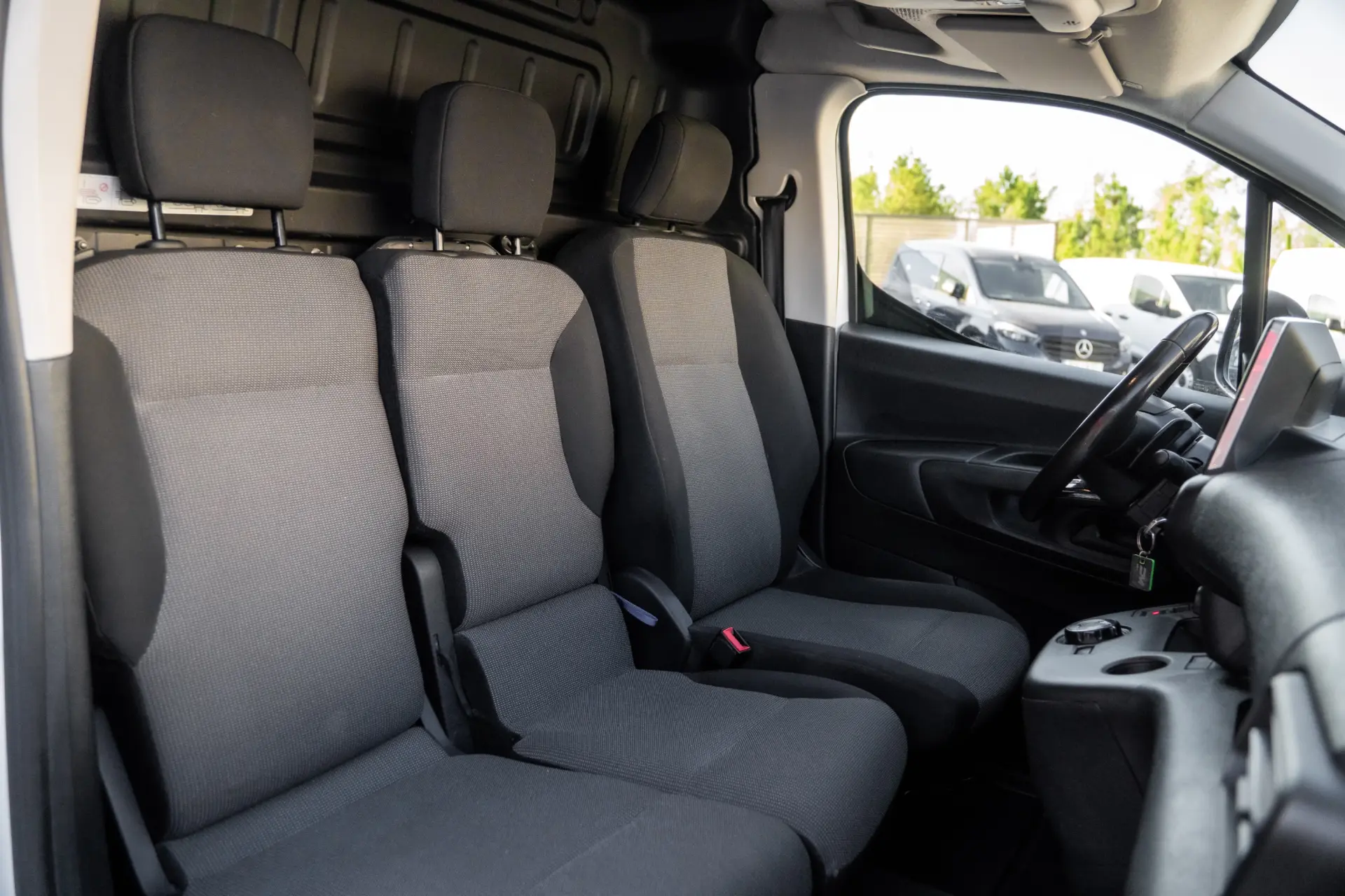 Citroen Berlingo 1.5 BlueHDi M Shine EAT8 21