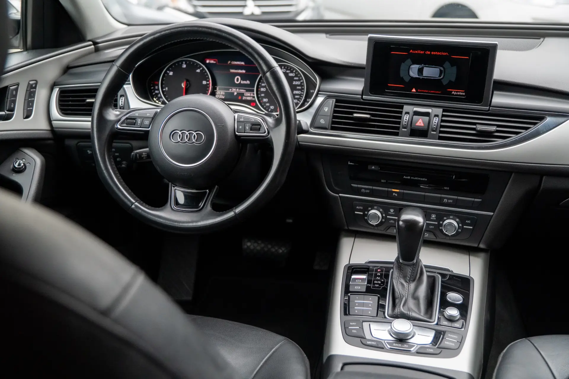 Audi A6 Avant 2.0 TDi S tronic 26