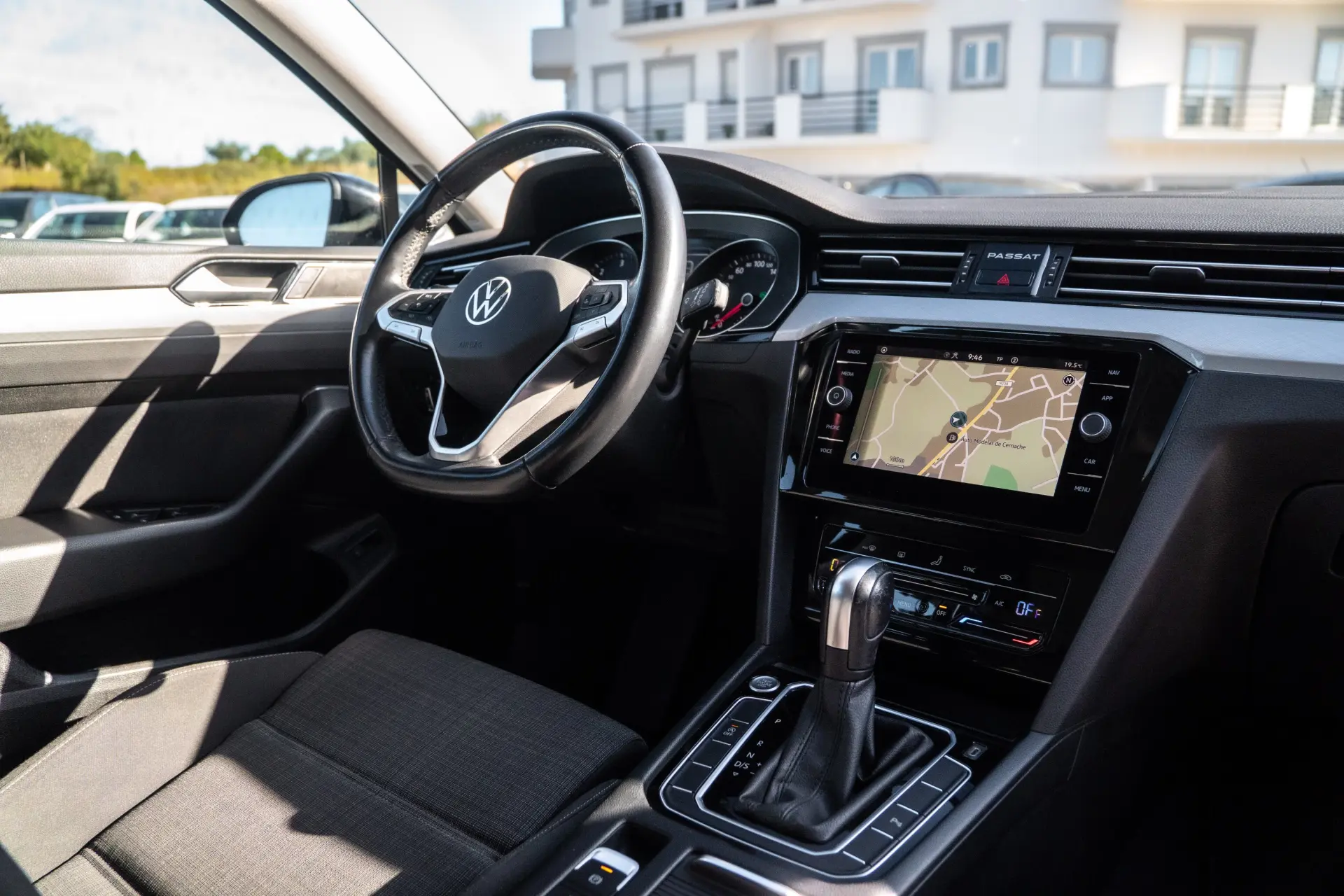 Volkswagen Passat Variant 2.0 TDI Elegance DSG 26