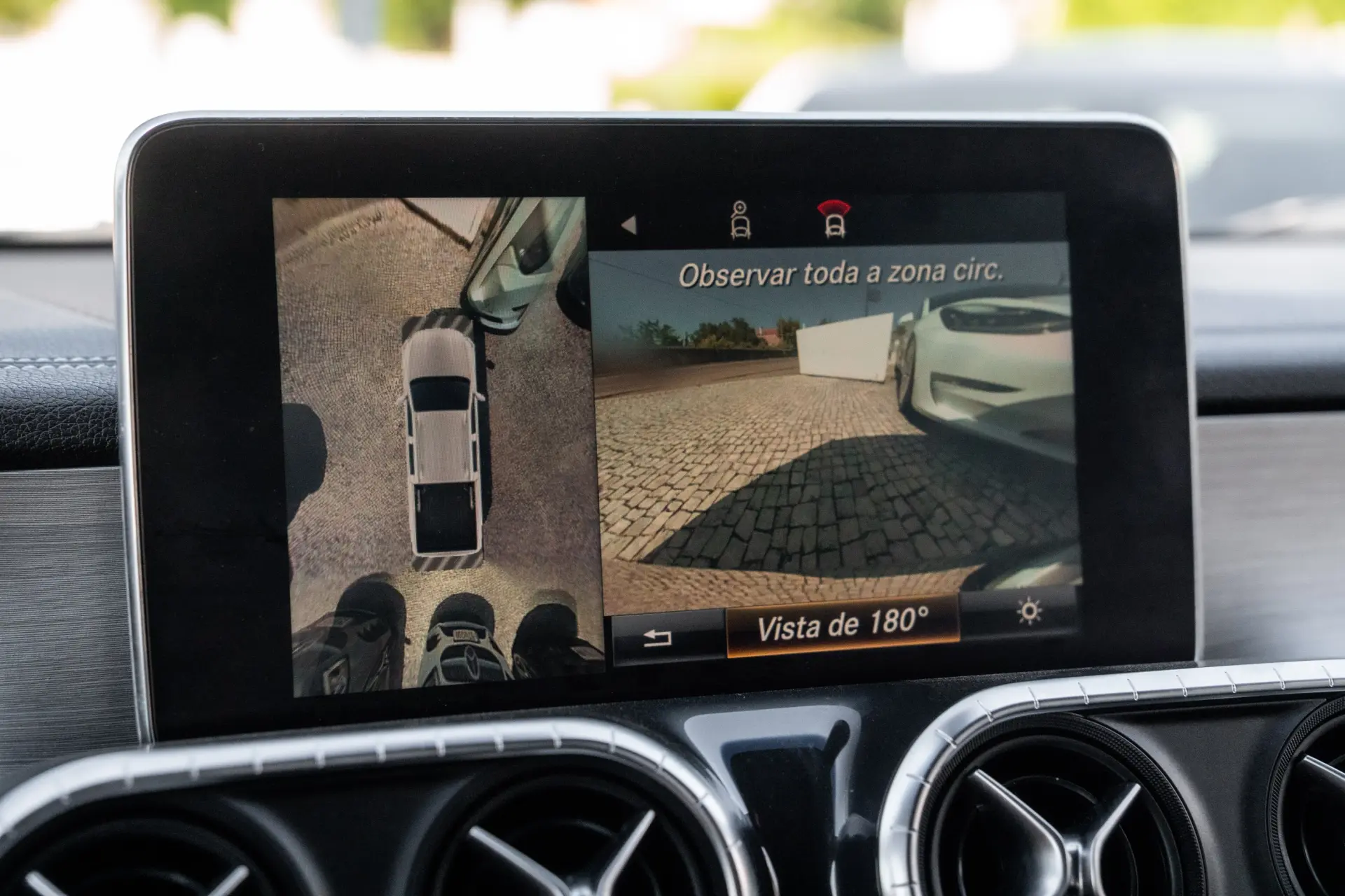 Mercedes-Benz X 350 d Power 4-Matic 14