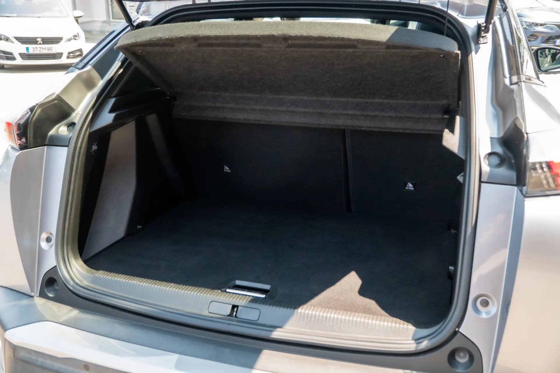 Peugeot 2008 1.5 BlueHDi GT Pack EAT8 27