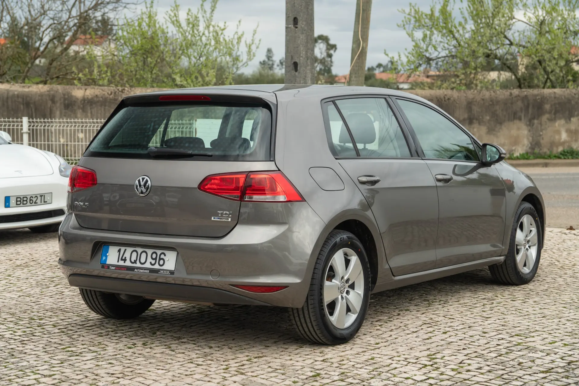 Volkswagen Golf 1.6 TDi Confortline 3