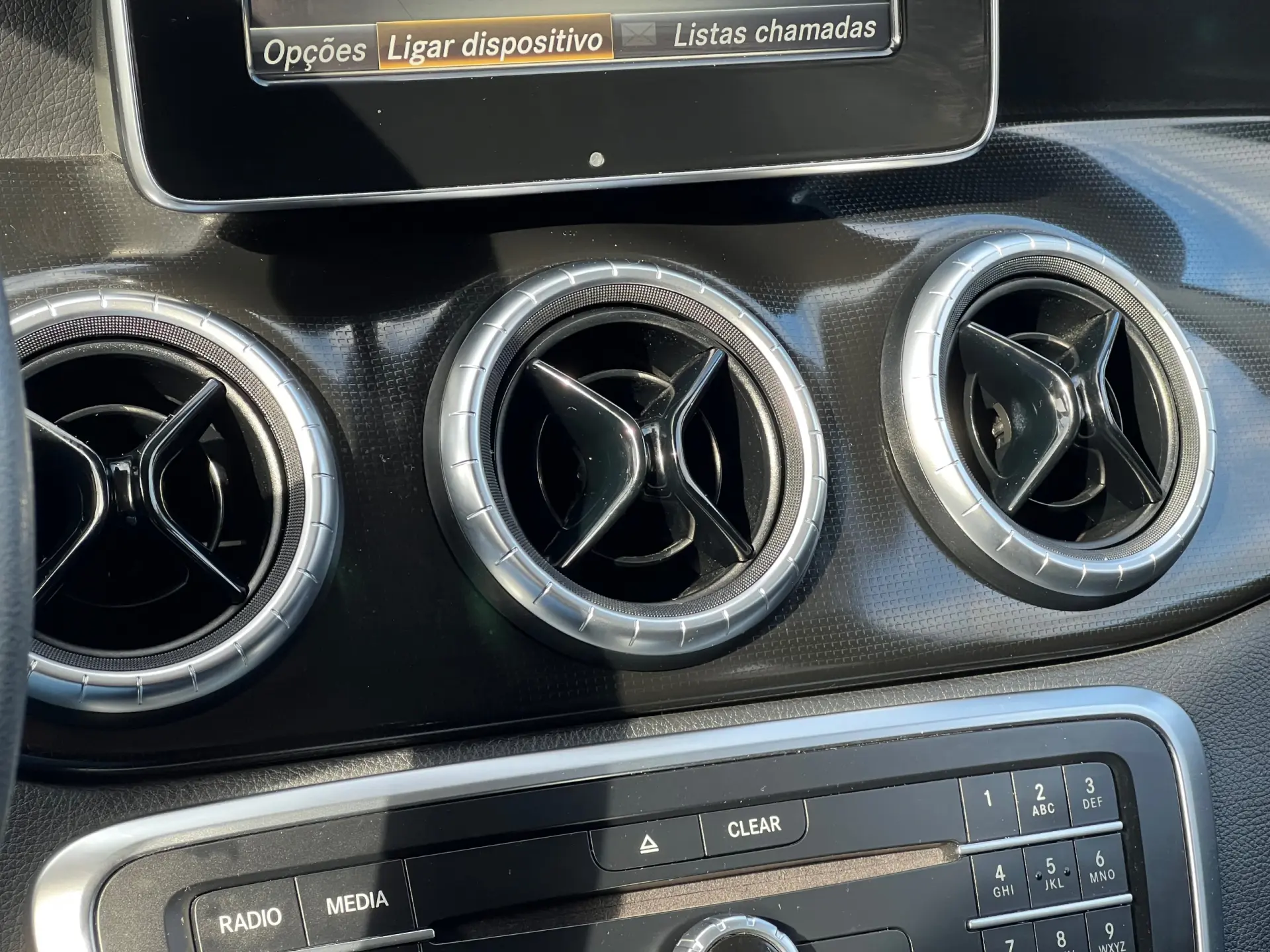 Mercedes-Benz CLA 180 180d Shooting Brake 18