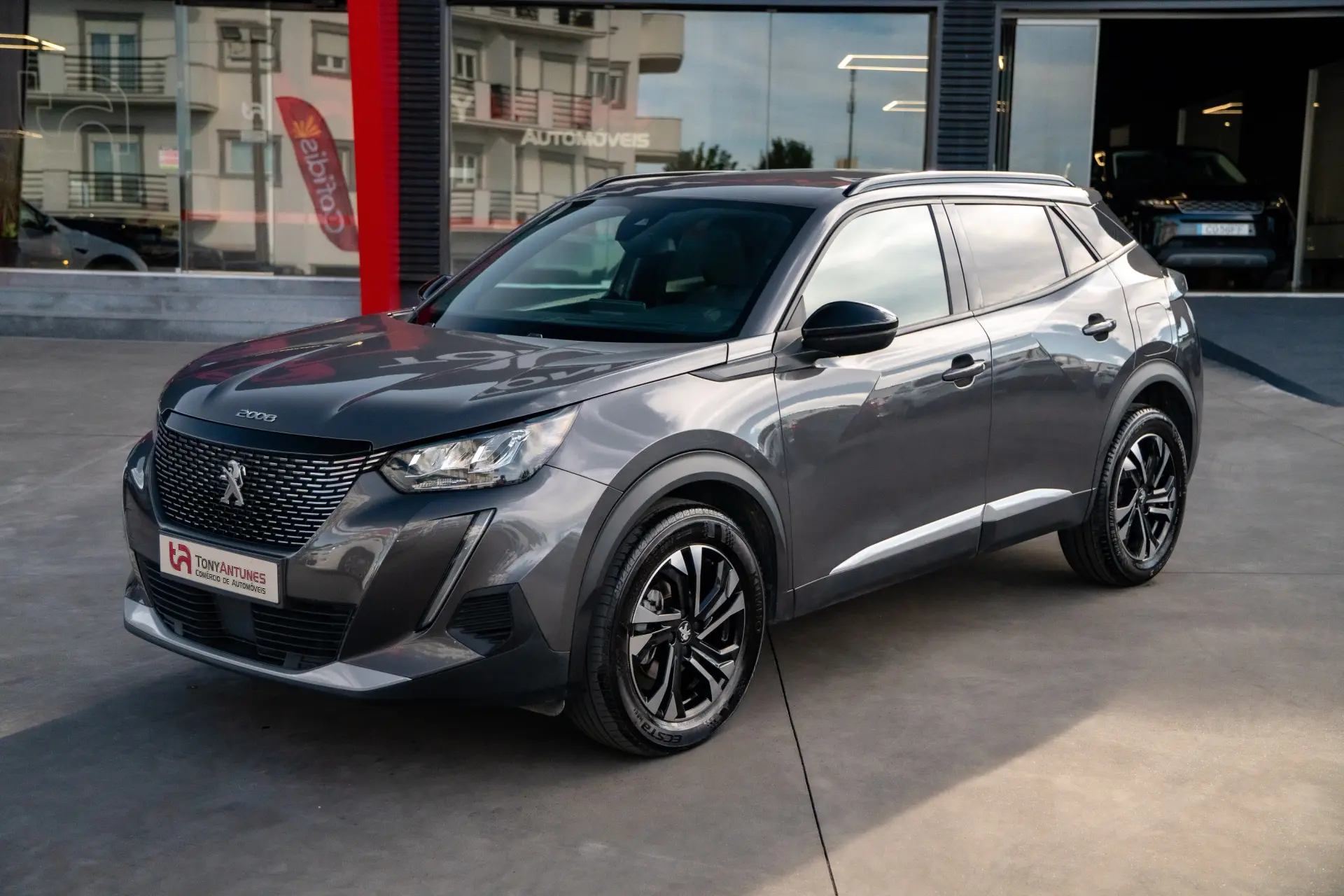 Peugeot 2008 1.2 PureTech Allure 2