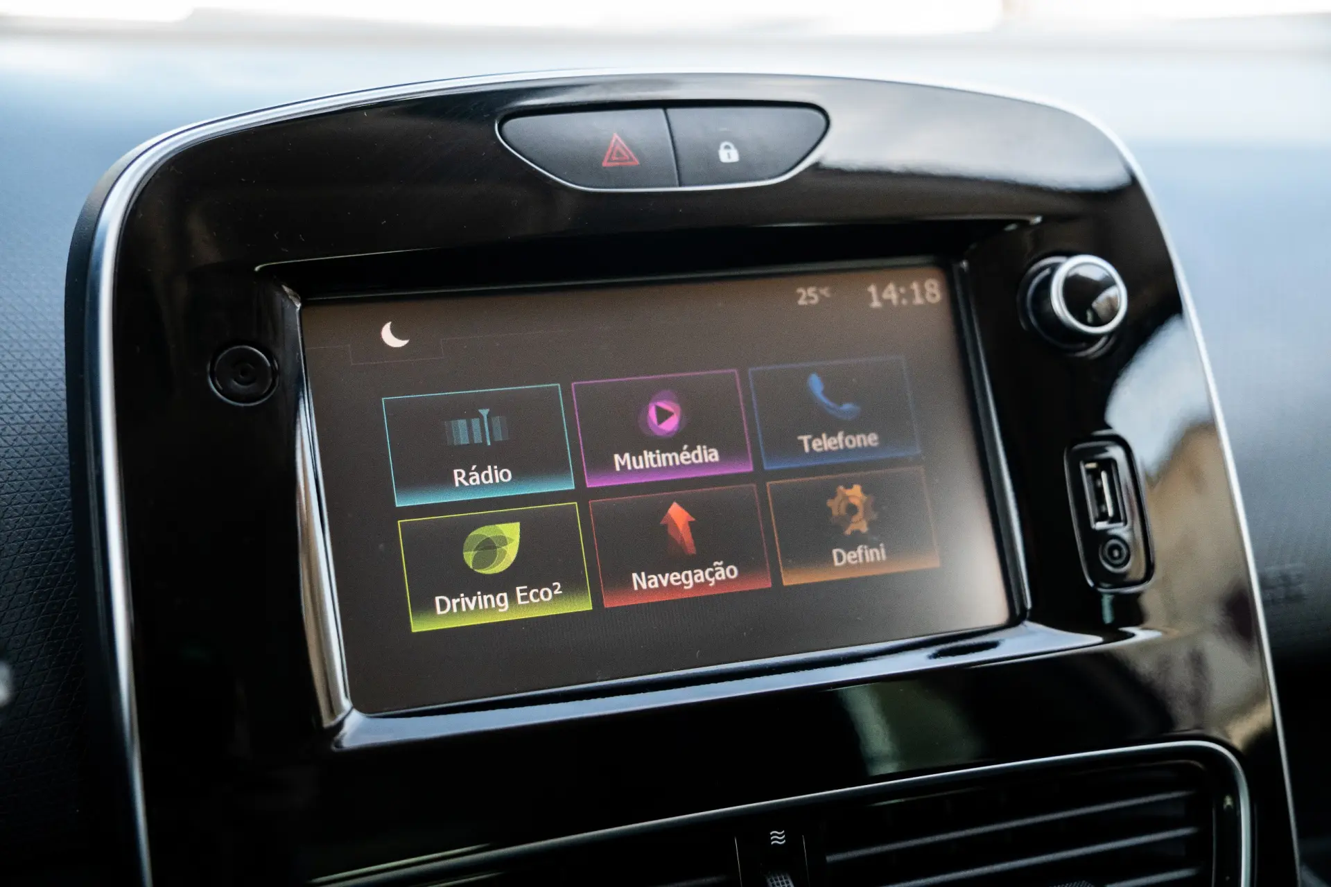 Renault Clio 1.5 dCi Limited EDition 8