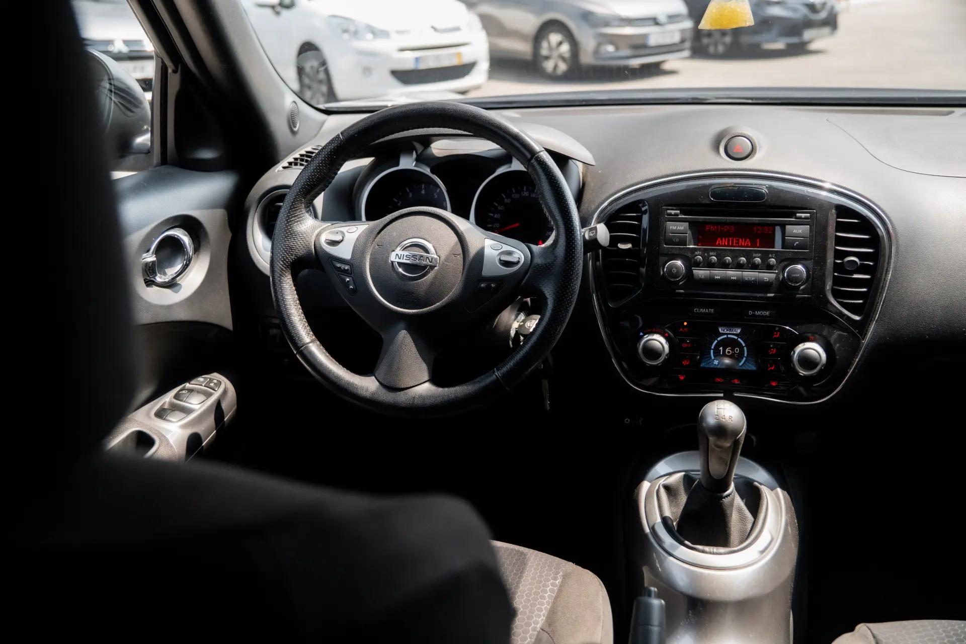 Nissan Juke 1.6 Acenta 21