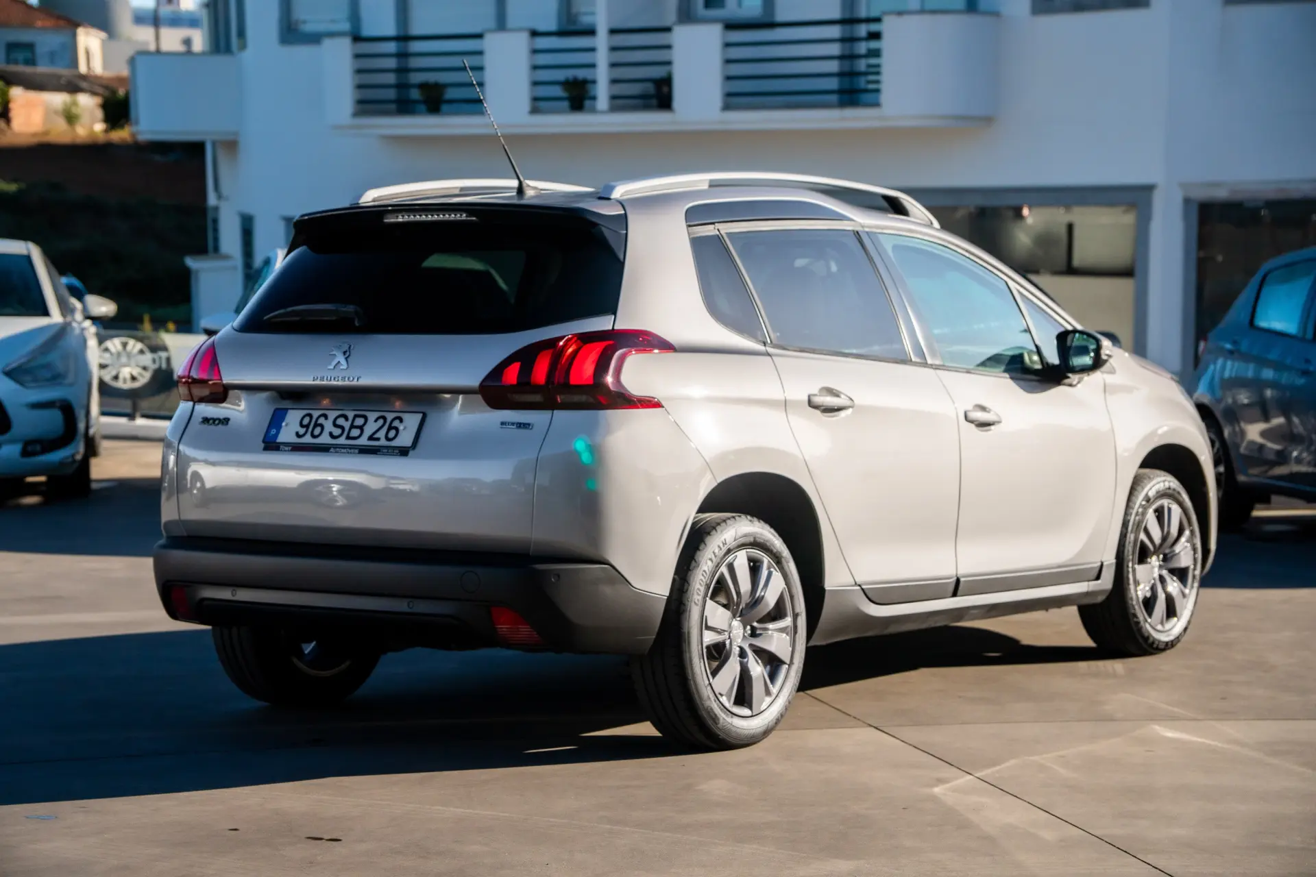 Peugeot 2008 1.6 BlueHDi Access 5