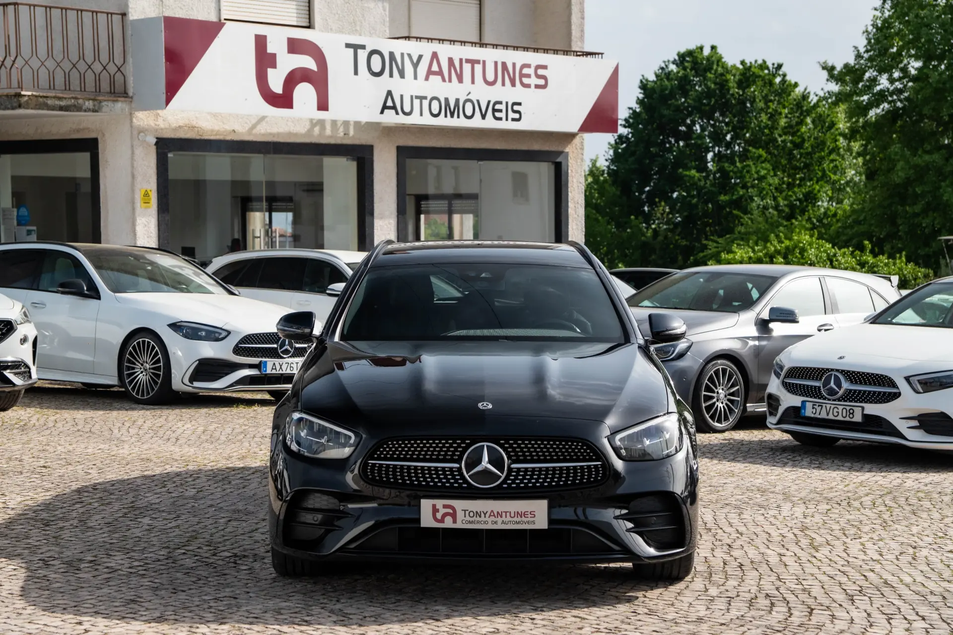 Mercedes-Benz E 300 de 4Matic 9G-TRONIC AMG Line 17