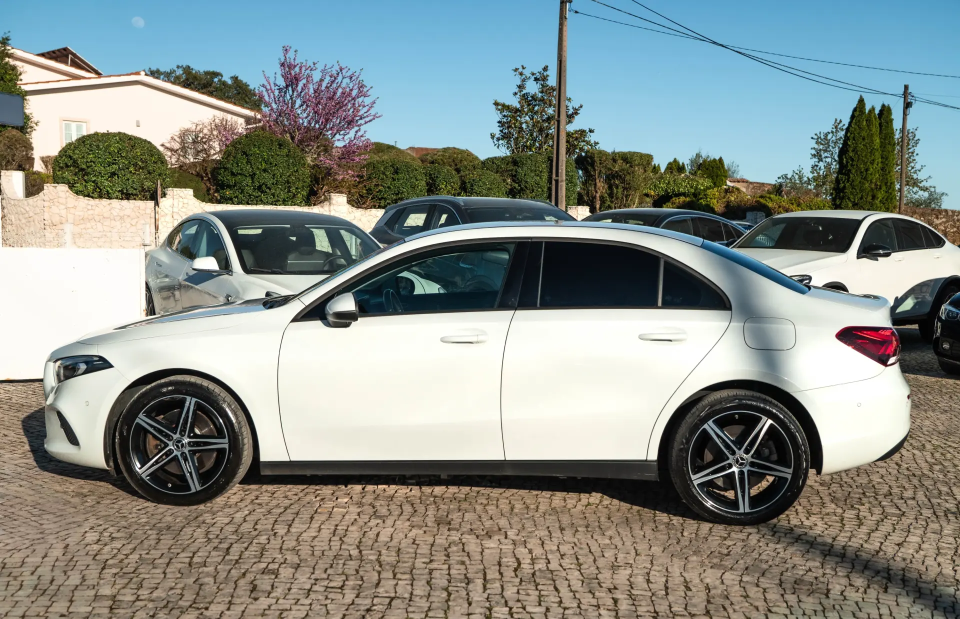 Mercedes-Benz A 250 Limousine e 8G-DCT Style 10