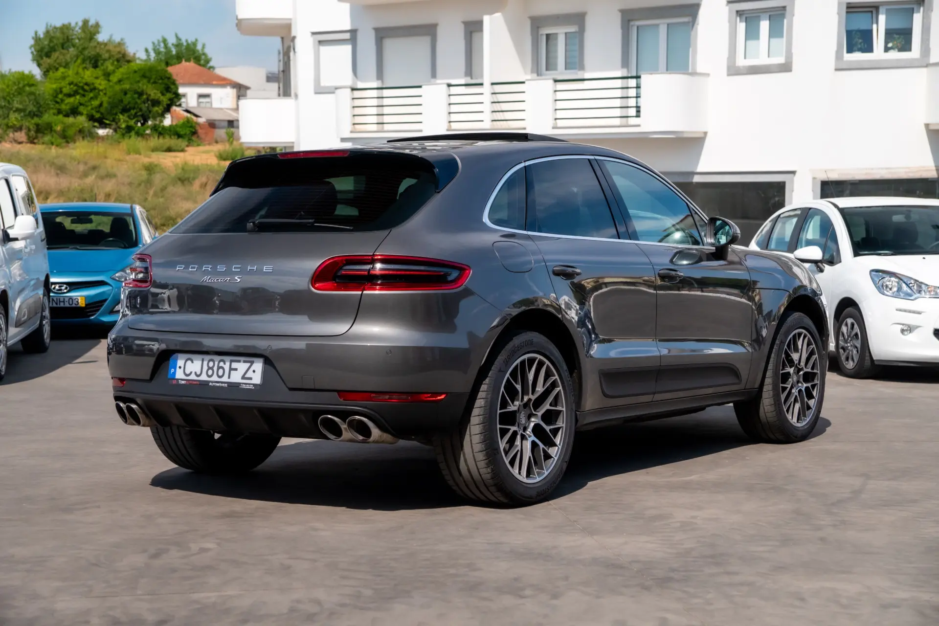 Porsche Macan S 24