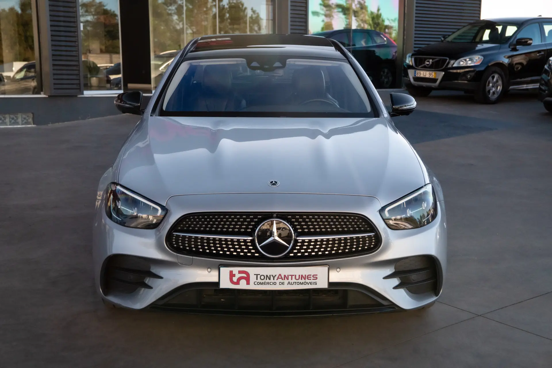 Mercedes-Benz E 300 de 9G-TRONIC AMG Line 15