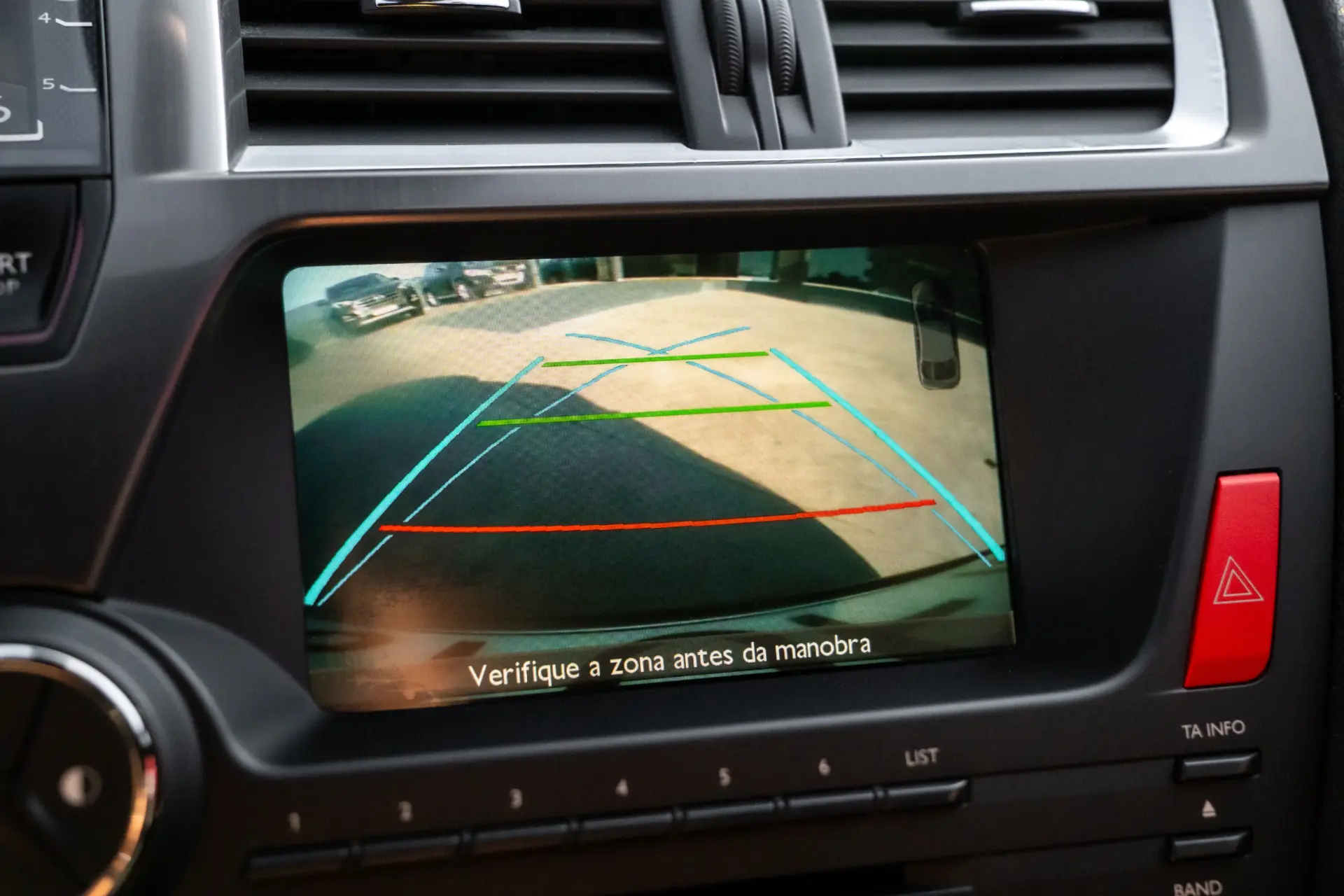 Citroen DS5 2.0 HDi Hy4 So Chic CMP6 102g 19