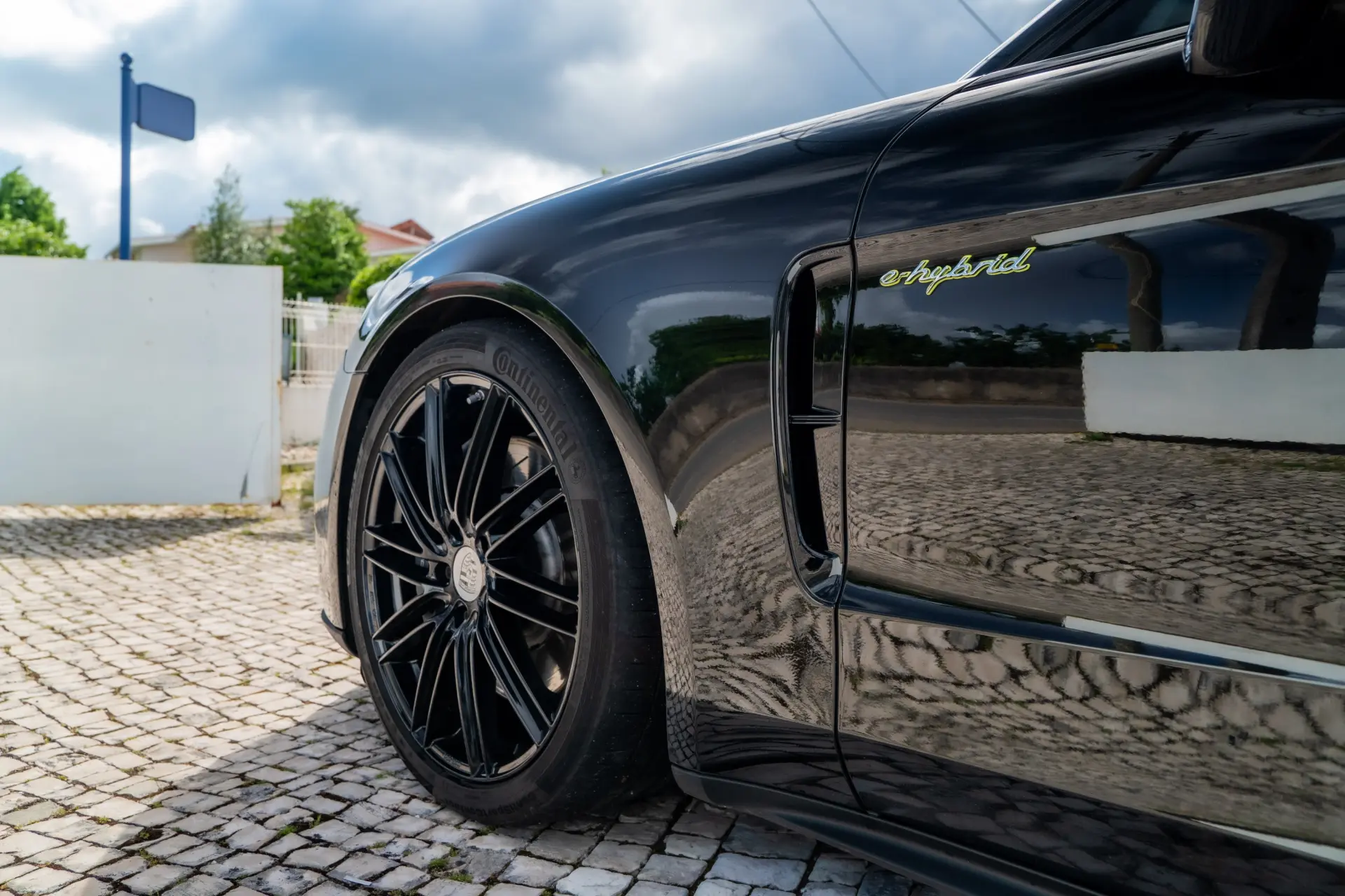 Porsche Panamera Sport Turismo 4 E-Hybrid Platinum Edition 26