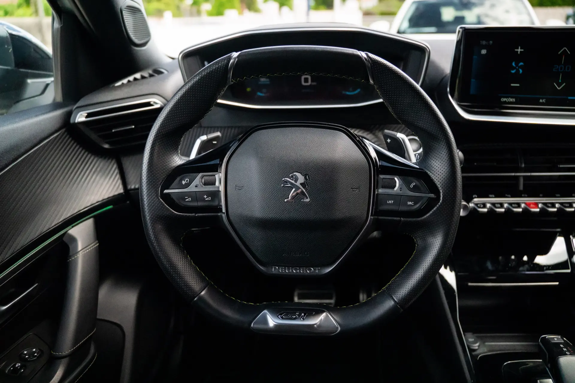 Peugeot 2008 1.5 BlueHDi GT EAT8 20