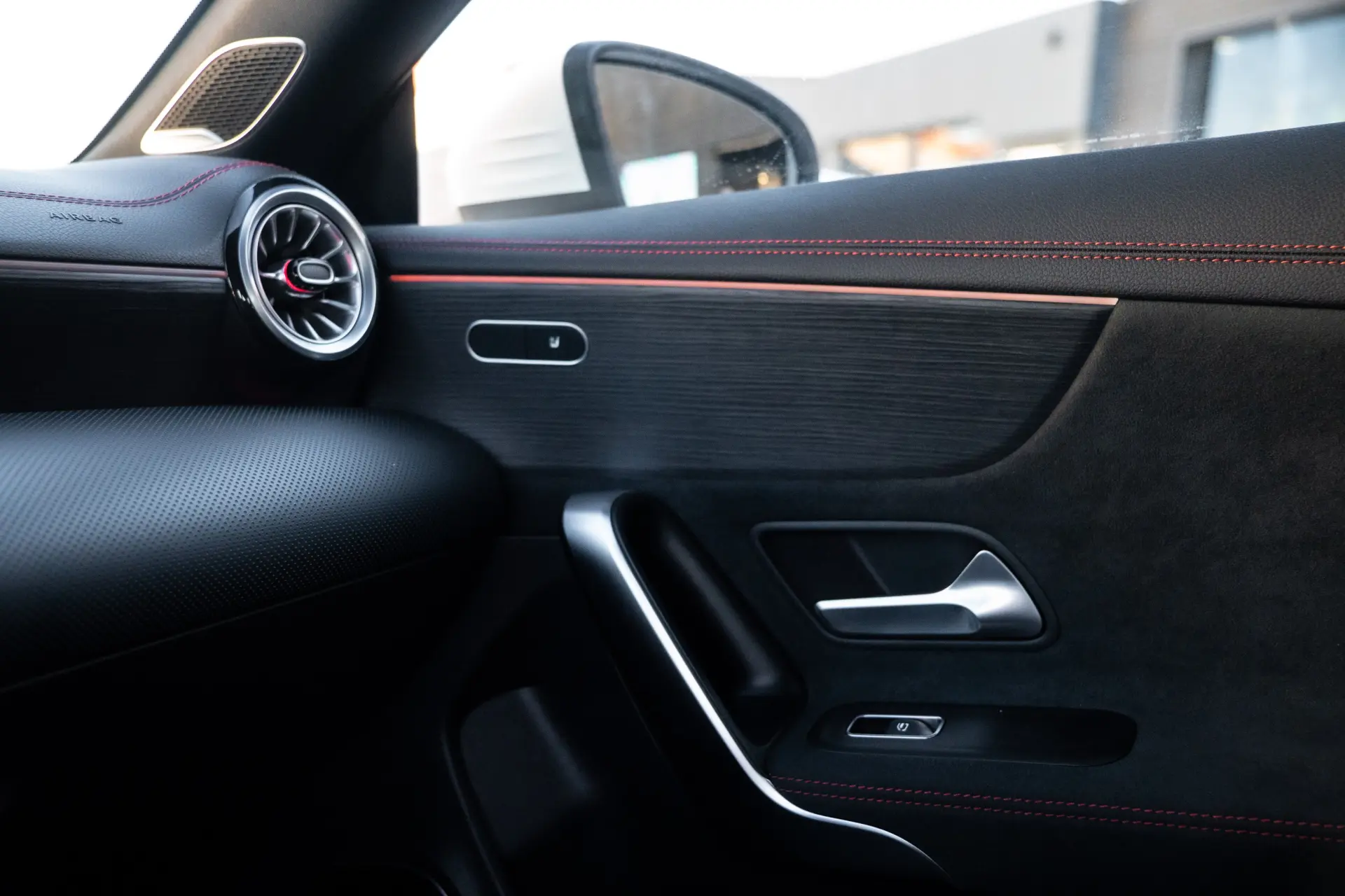 Mercedes-Benz CLA 250 e 8G-DCT AMG Line 22
