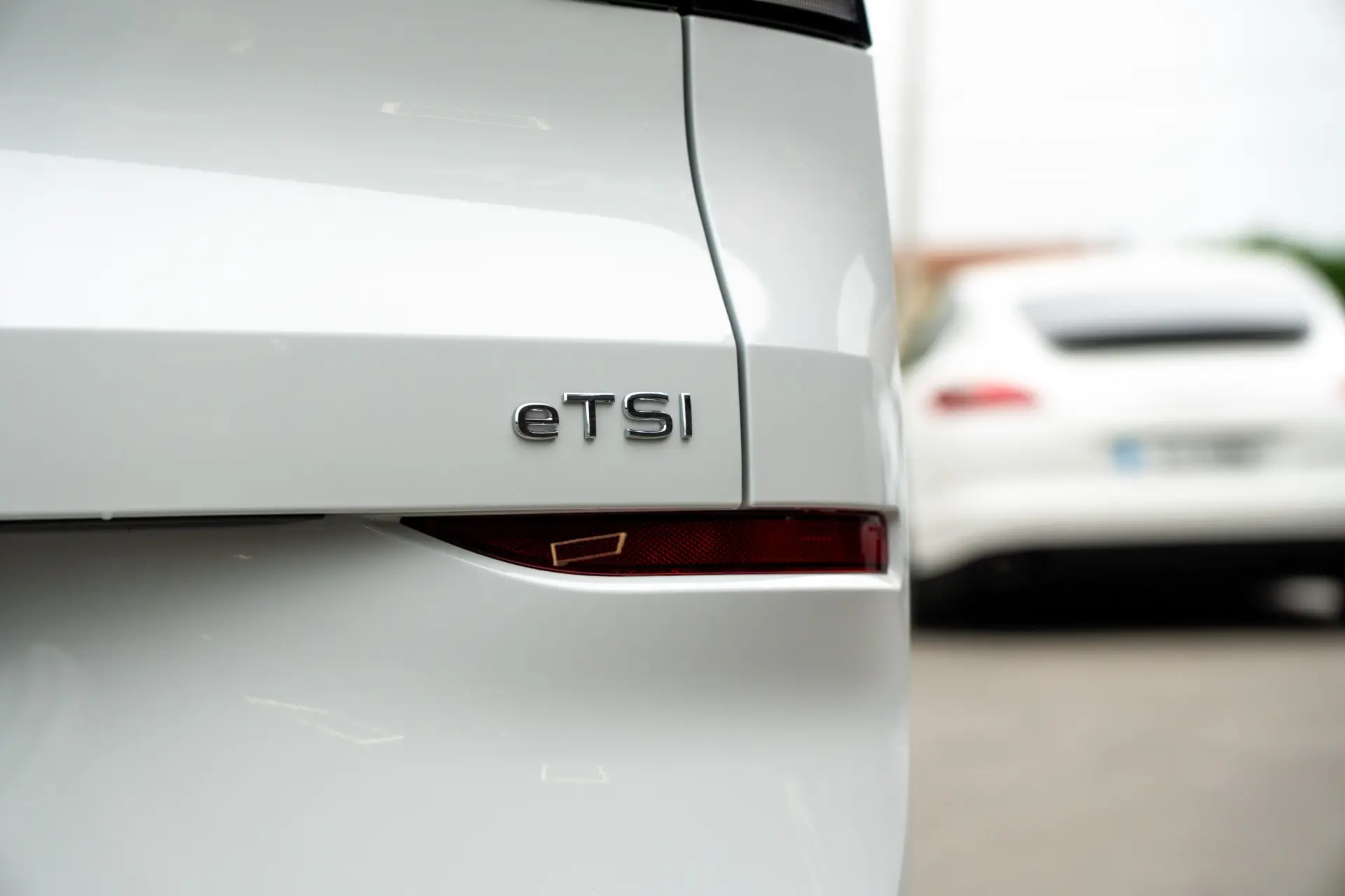 Volkswagen T-Roc 1.5 eTSI Life DSG 12