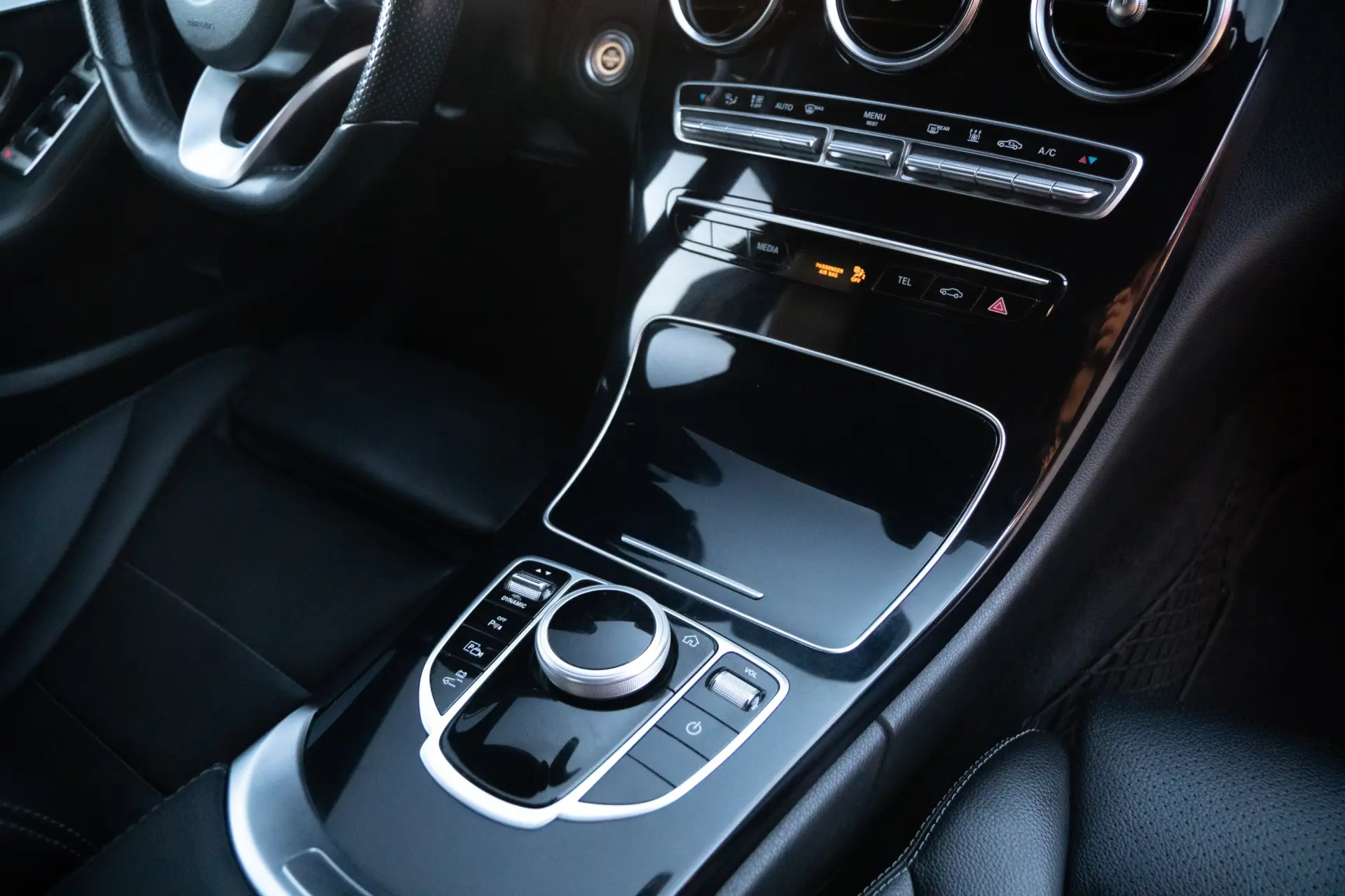 Mercedes-Benz C 300 de AMG Line 24