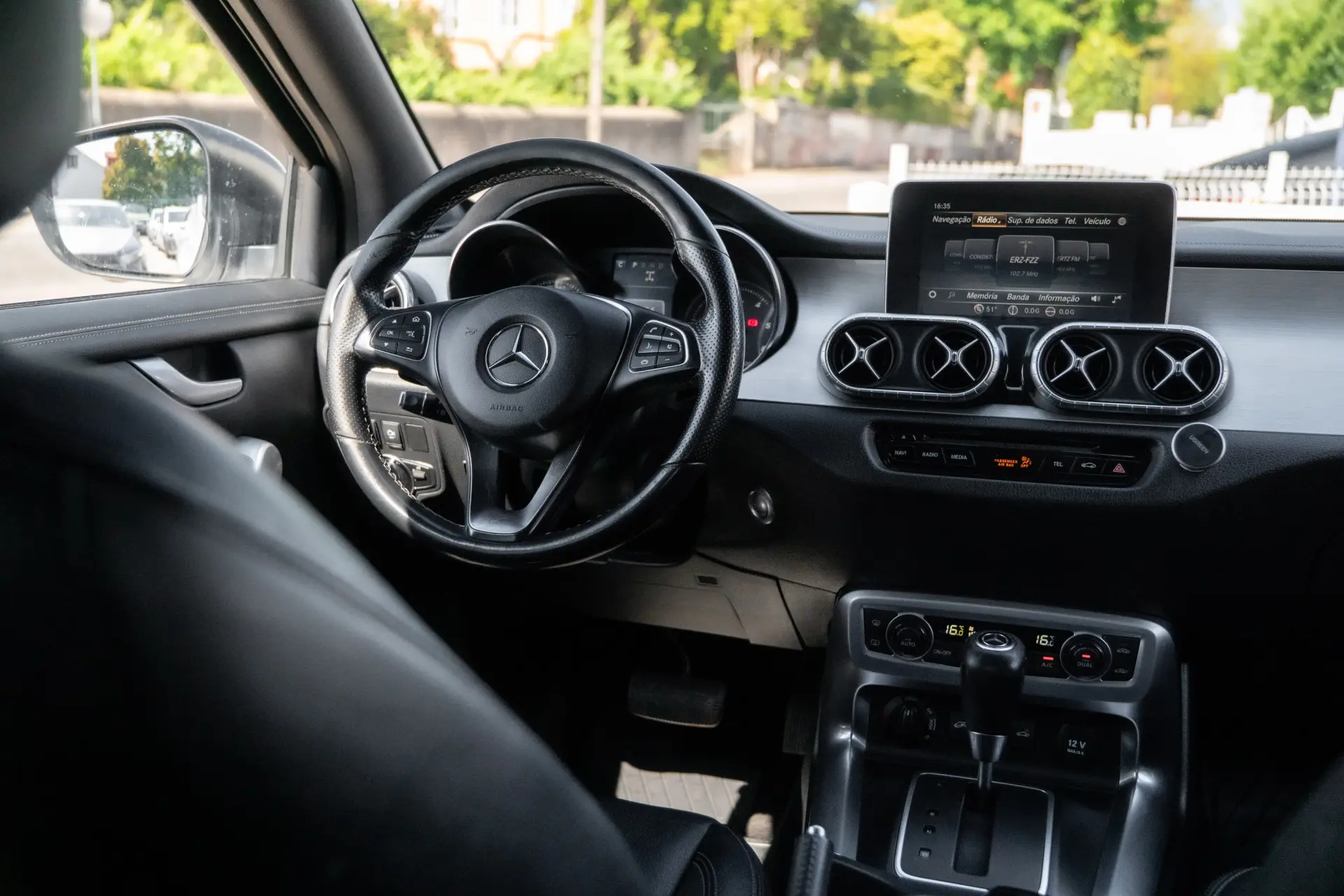 Mercedes-Benz X 350 d Power 4-Matic 26