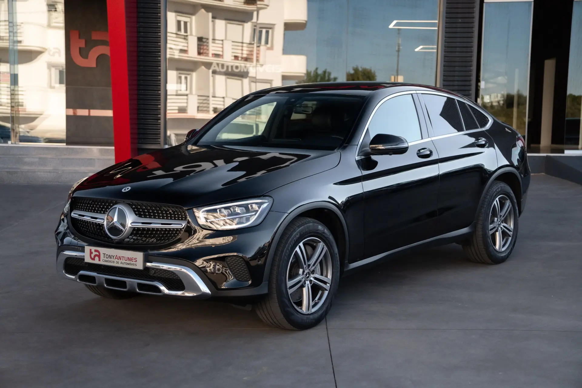 Mercedes-Benz GLC 300 e Coupé 4Matic 2