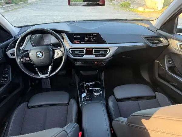 BMW 116 Line Sport 14