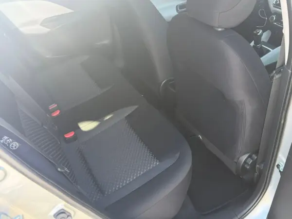 Nissan Micra 1.0 IG-T N-Connecta 11