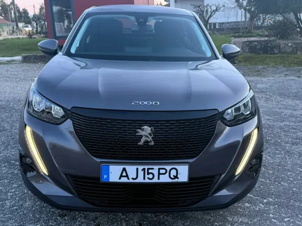 Peugeot 2008 1.5 BlueHDi Allure 3
