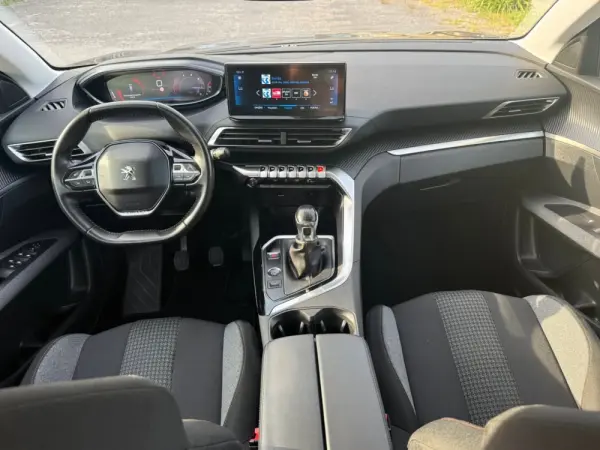 Peugeot 3008 1.5 BlueHDi Active Pack 10