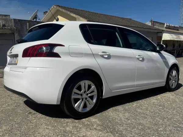 Peugeot 308 1.5 BlueHDi Active 8