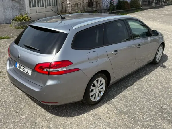 Peugeot 308 SW allure 6
